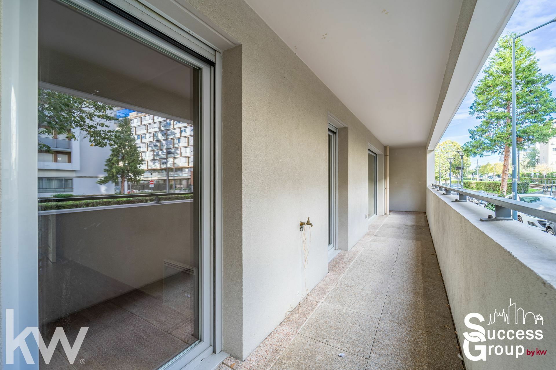 VILLEURBANNE – Appartement T4 de 90 m² avec terrasse, cave et garage
