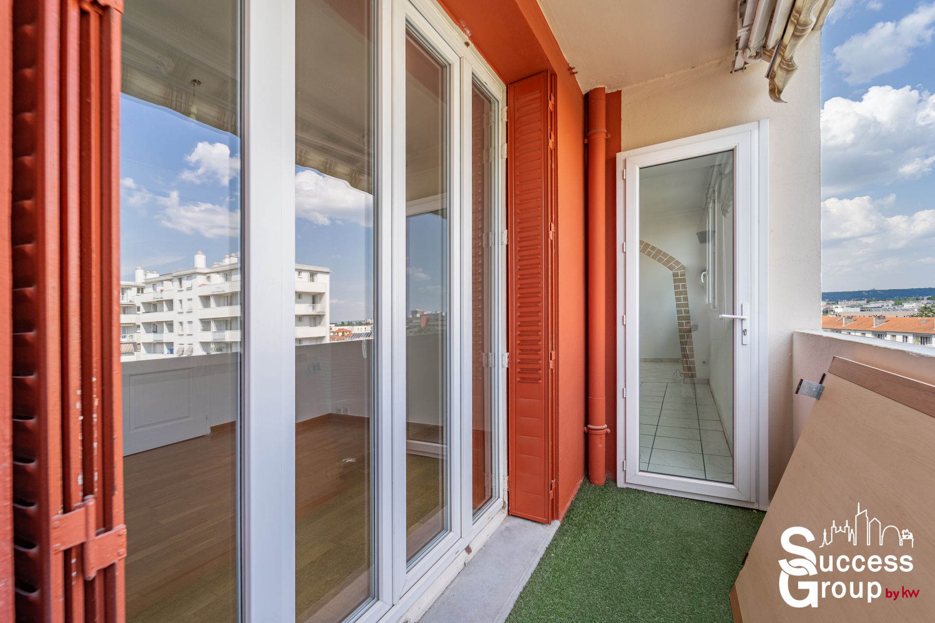 Villeurbanne – Appartement T3 de 64 m² en étage élevé avec balcon et cave