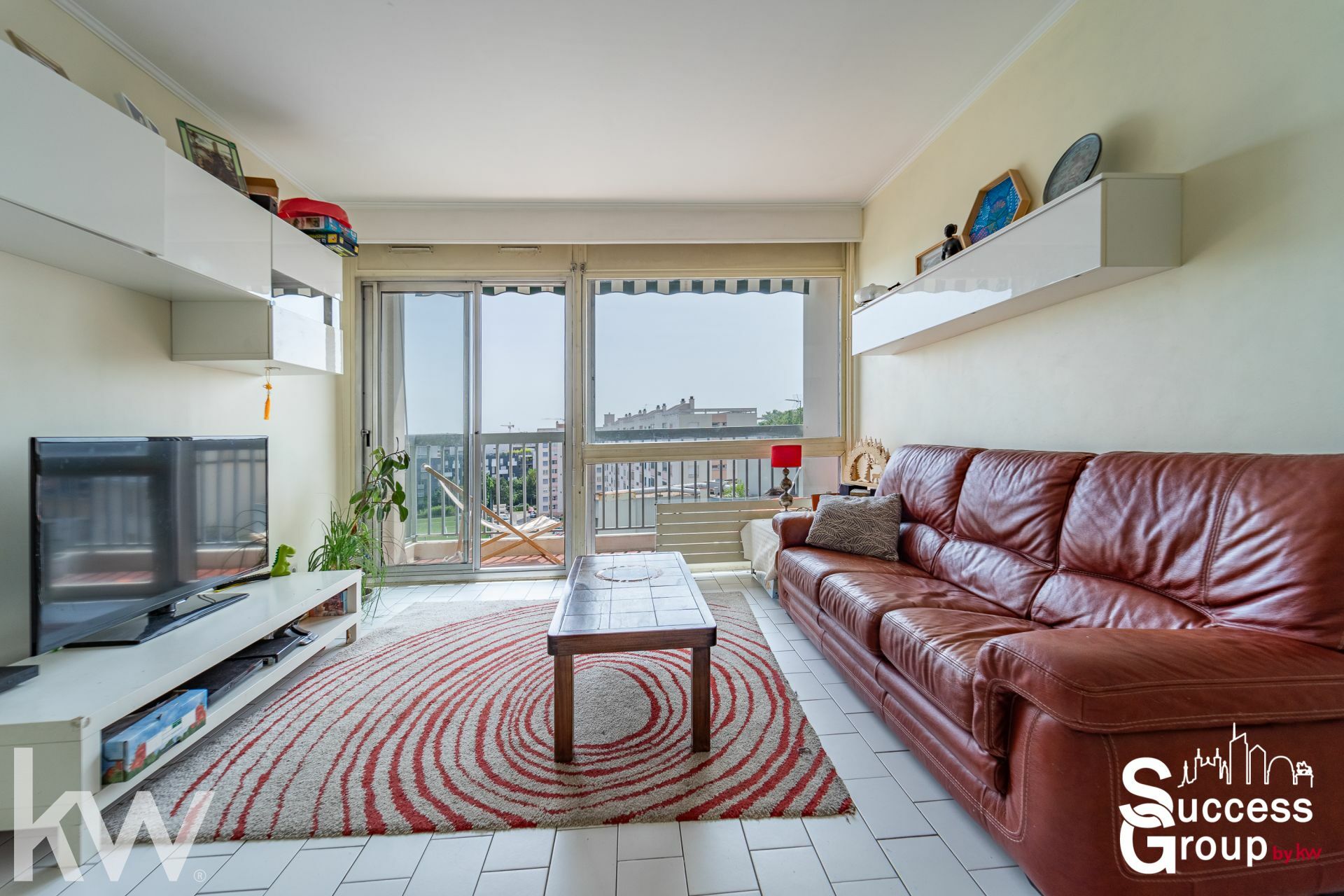Lyon 07 – Appartement T4 de 83 m² avec balcon, cave et stationnement