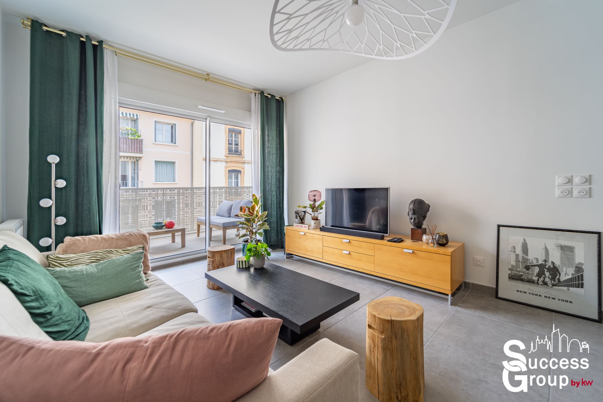 VILLEURBANNE – Appartement T3 de 67 m² avec terrasse, cave et garage