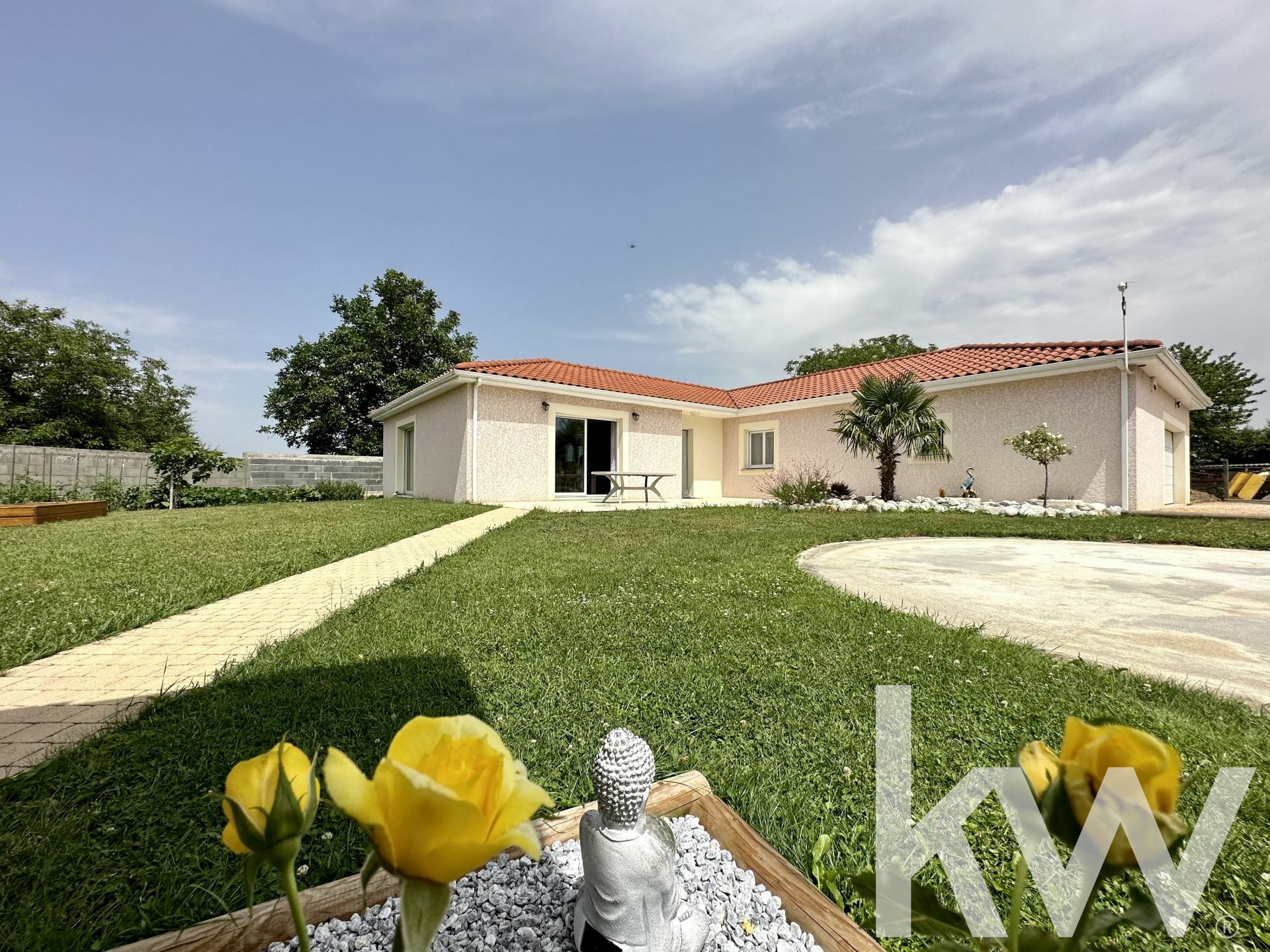 Belle Villa de 170 m² avec dépendances à Moissat