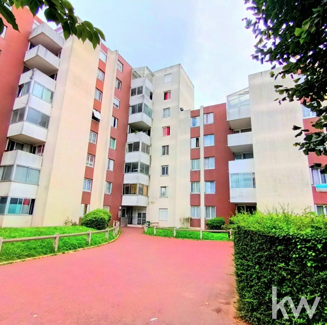 Appartement F4 (83,82 m² Carrez) en vente à VILLIERS LE BEL 