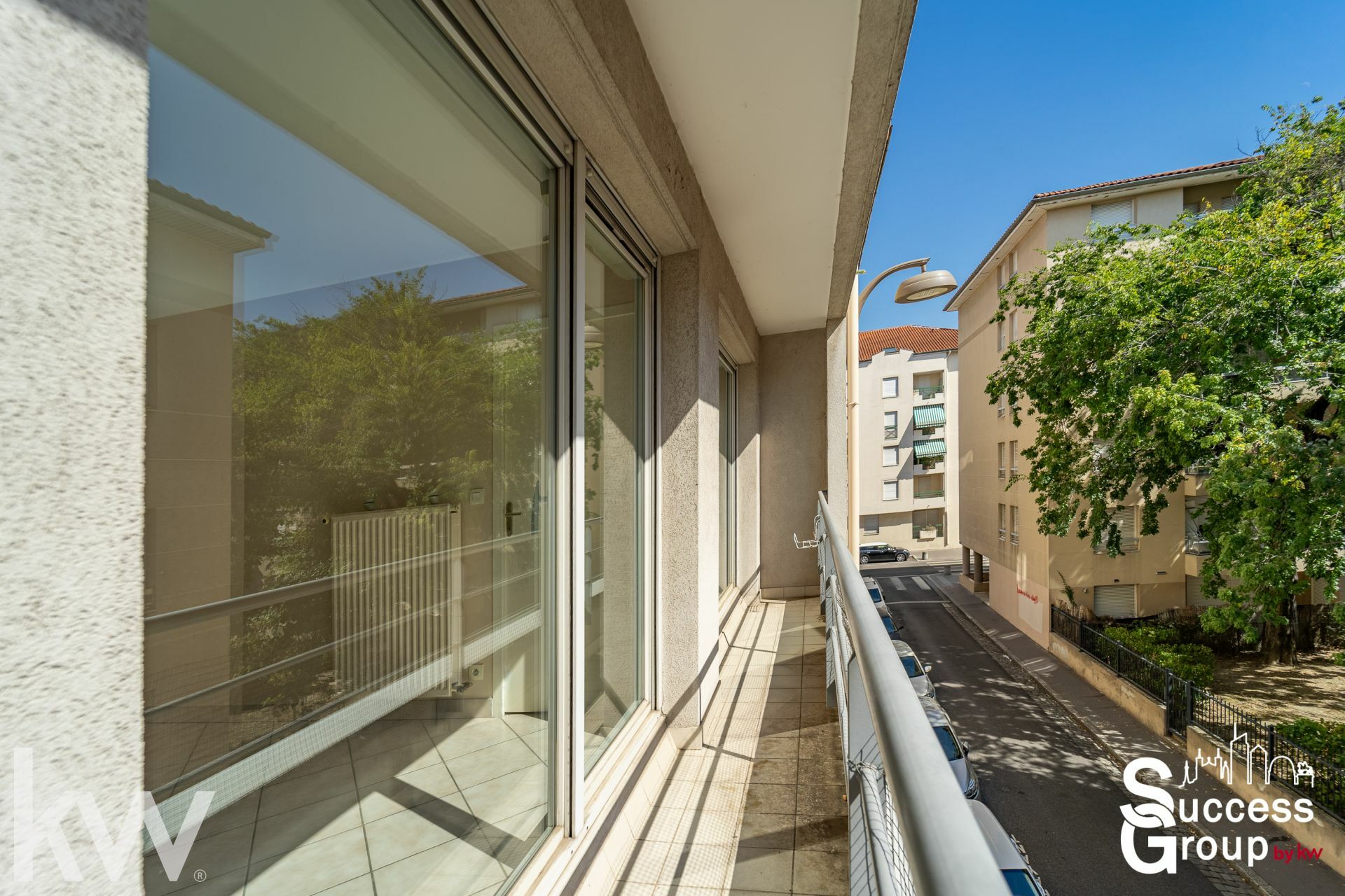 Lyon 08 – Appartement T2 de 45 m² avec balcon et cave