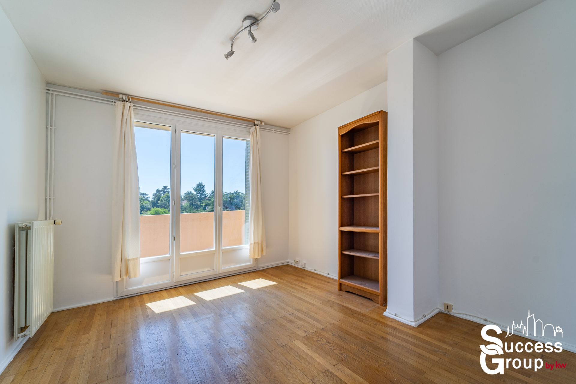 BRON – Appartement T2 de 39 m² avec balcon et cave
