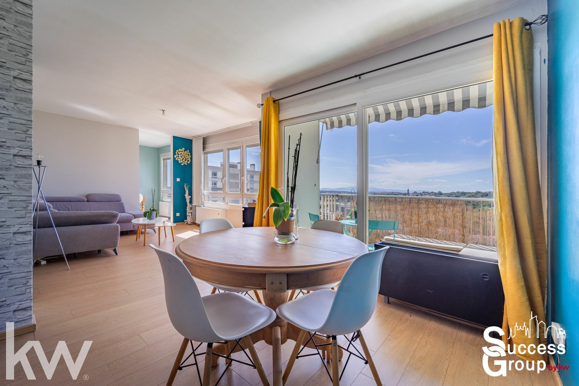 OULLINS – Appartement T4 de 77 m², dernier étage avec balcon et cave