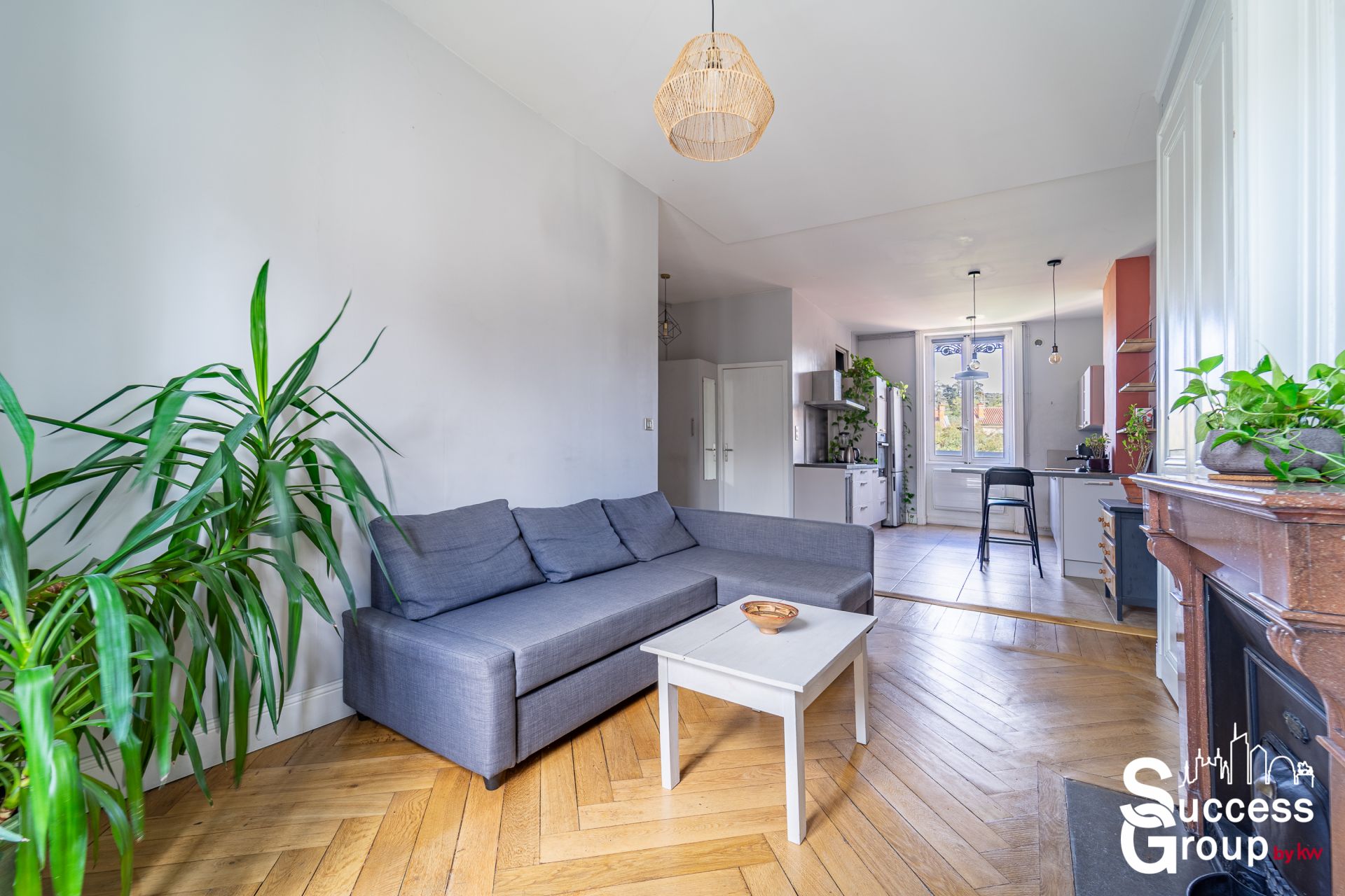 LYON 09 – Appartement T2 de 61 m²  en bon état avec cave