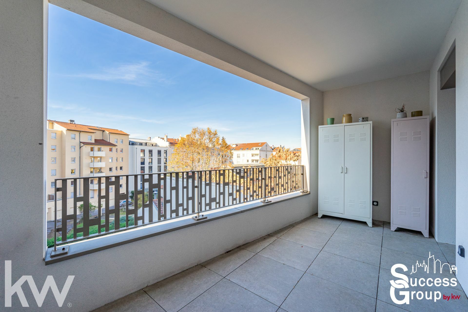 LYON 07 – Appartement T3 de 65m² en très bon état avec loggia et garage