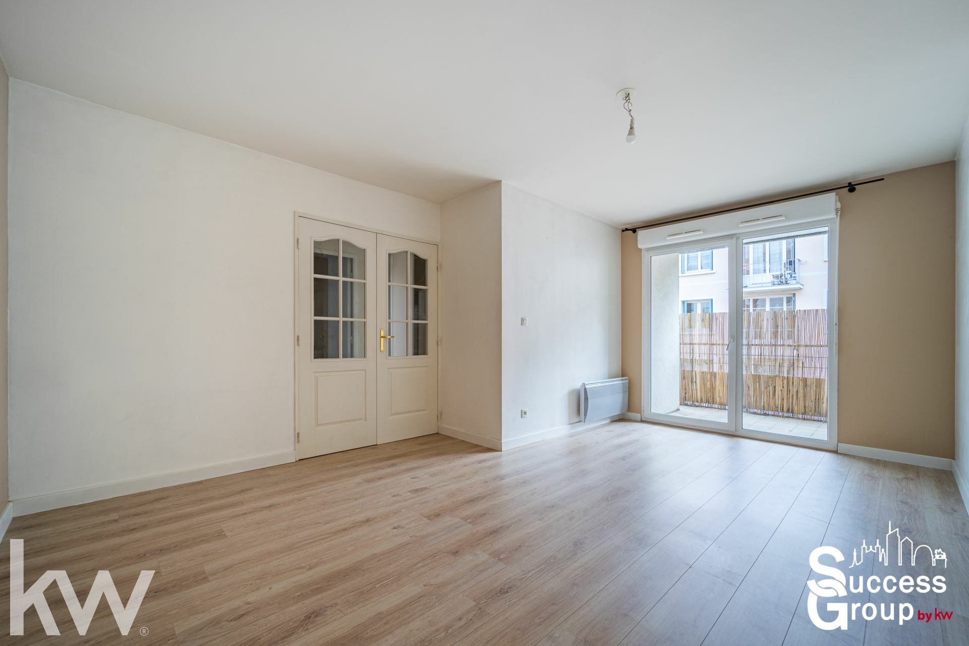 VILLEURBANNE – Appartement T2 de 47 m² lumineux avec balcon, cave et garage