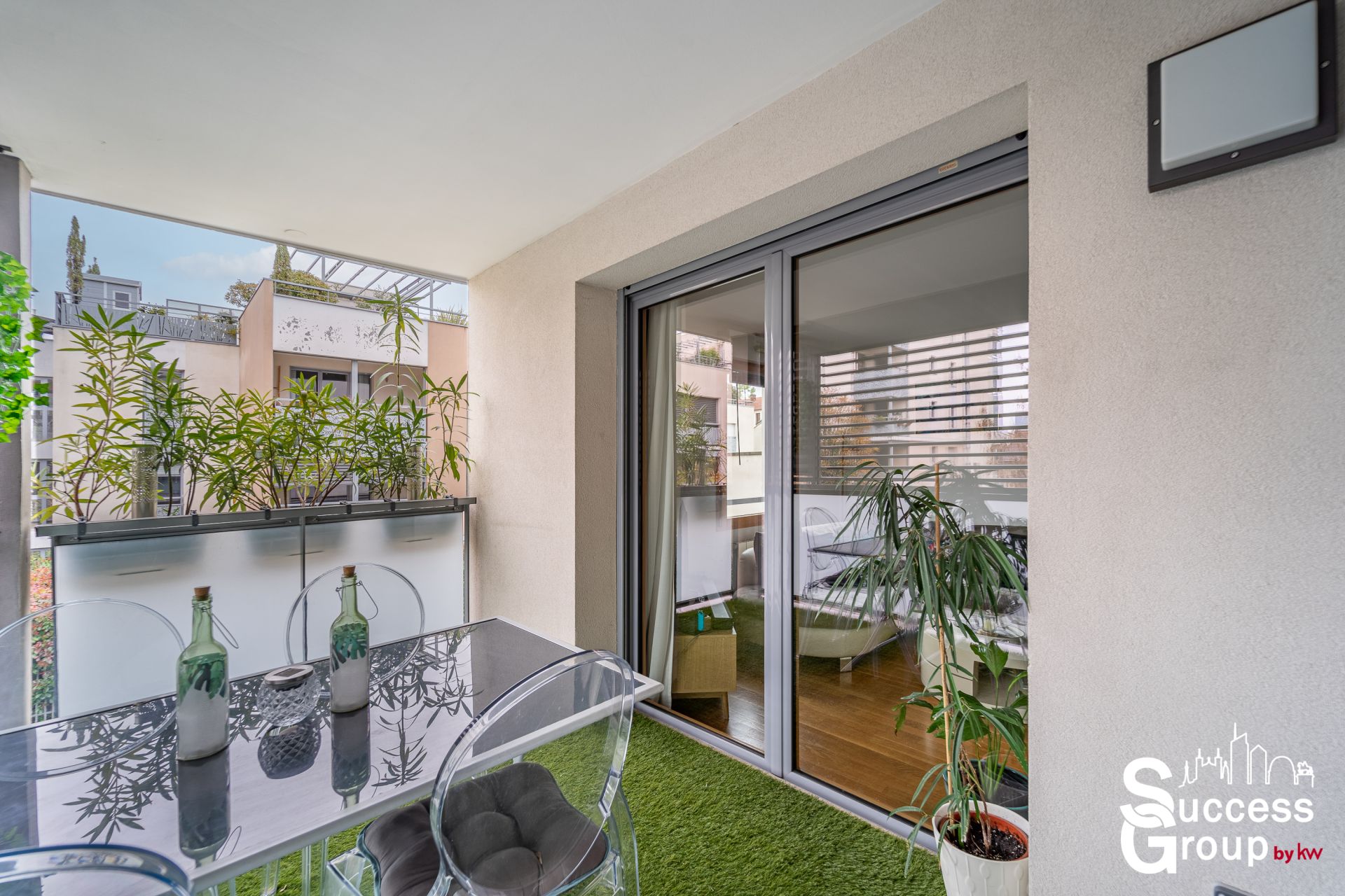 LYON 3 –  Appartement T3 de 65 m2 rénové, lumineux avec balcon