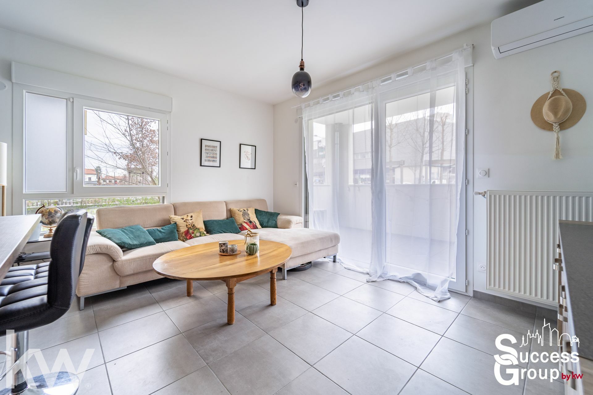 VILLEURBANNE –  Appartement T2 de 45 m² lumineux avec terrasse et garage