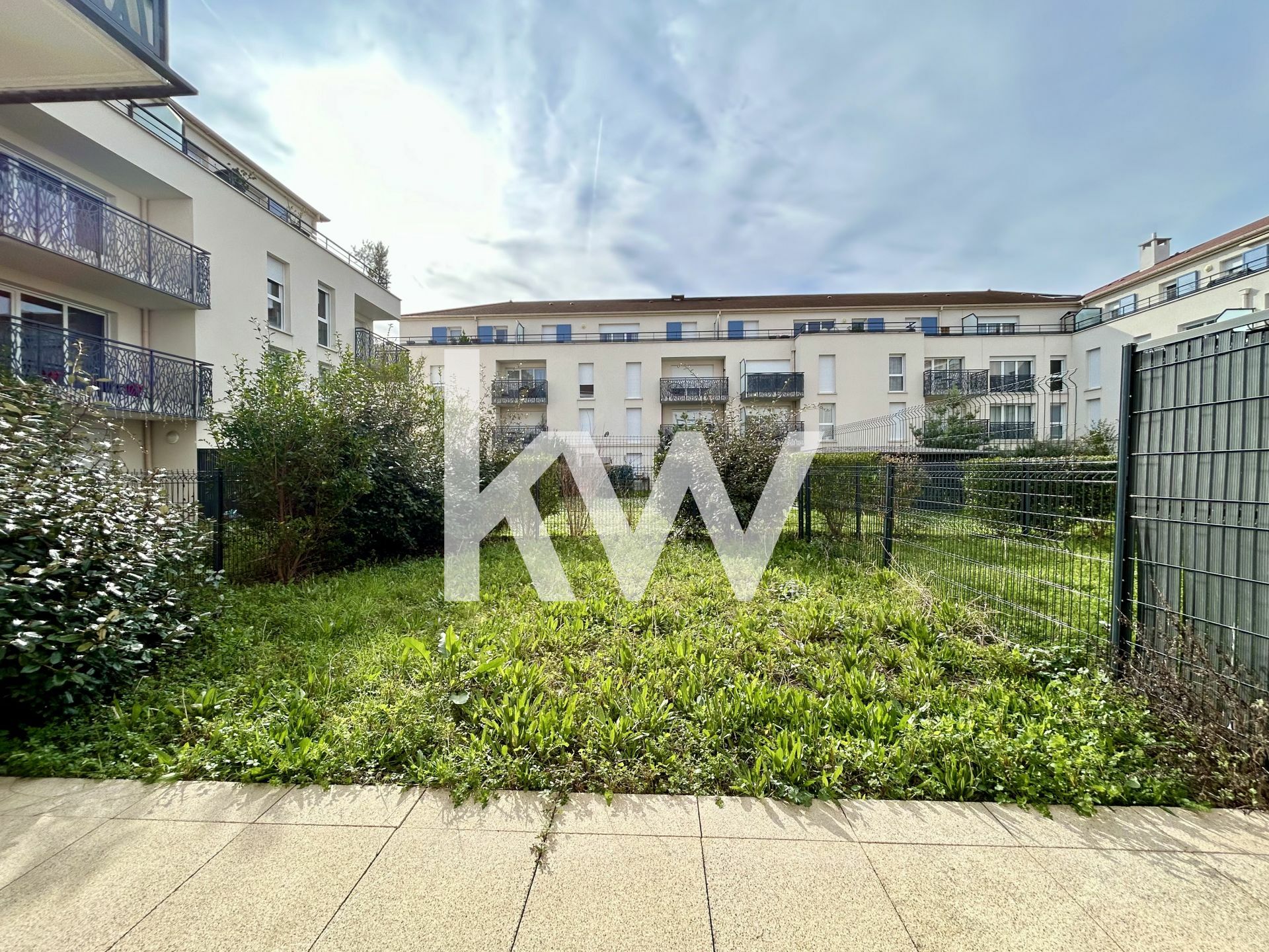 Vente Appartement 44m² 2 Pièces à Évry (89140) - Keller Williams