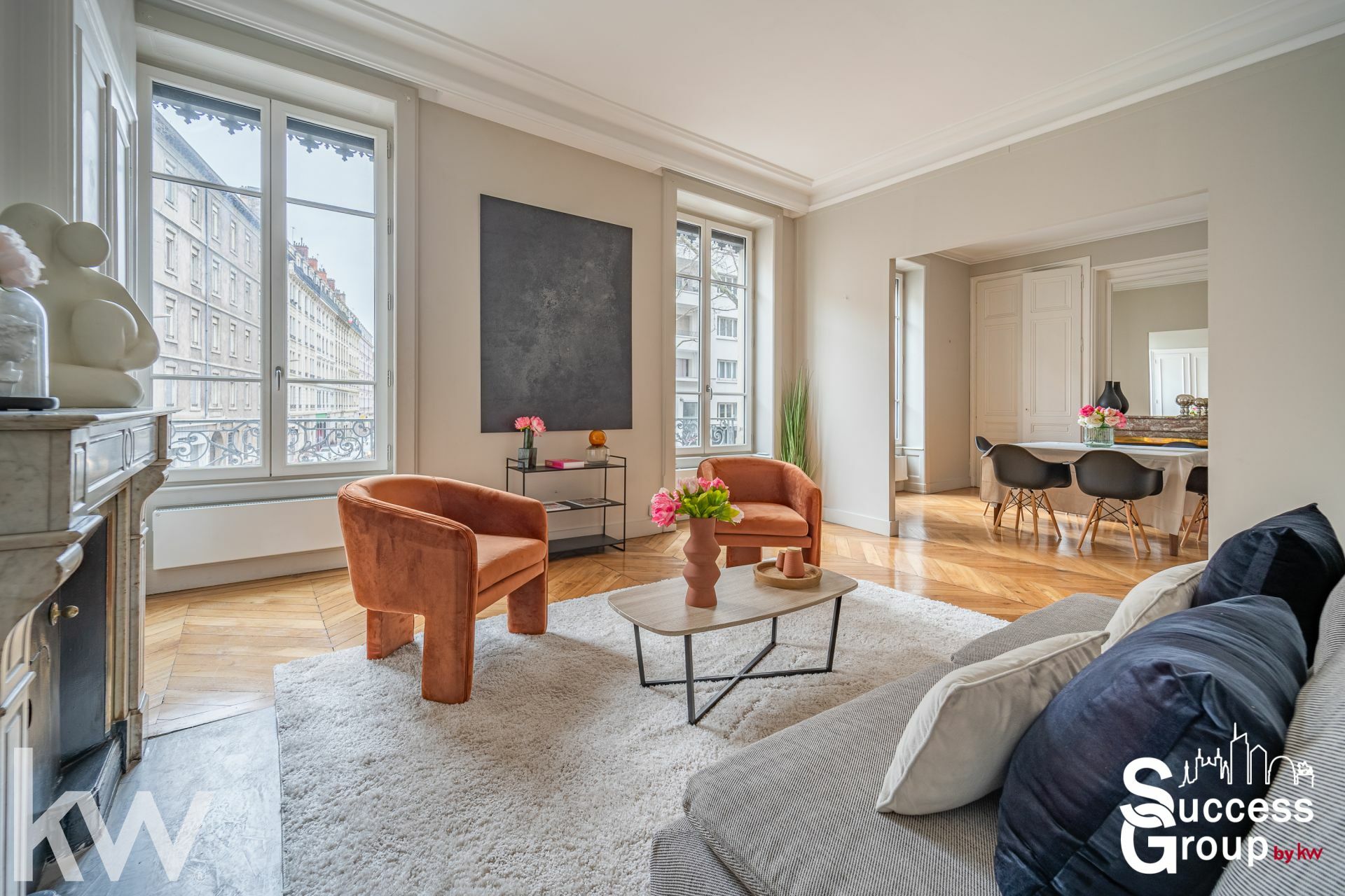 LYON 3 – Appartement T4 de 90 m² avec local privé sur palier et cave