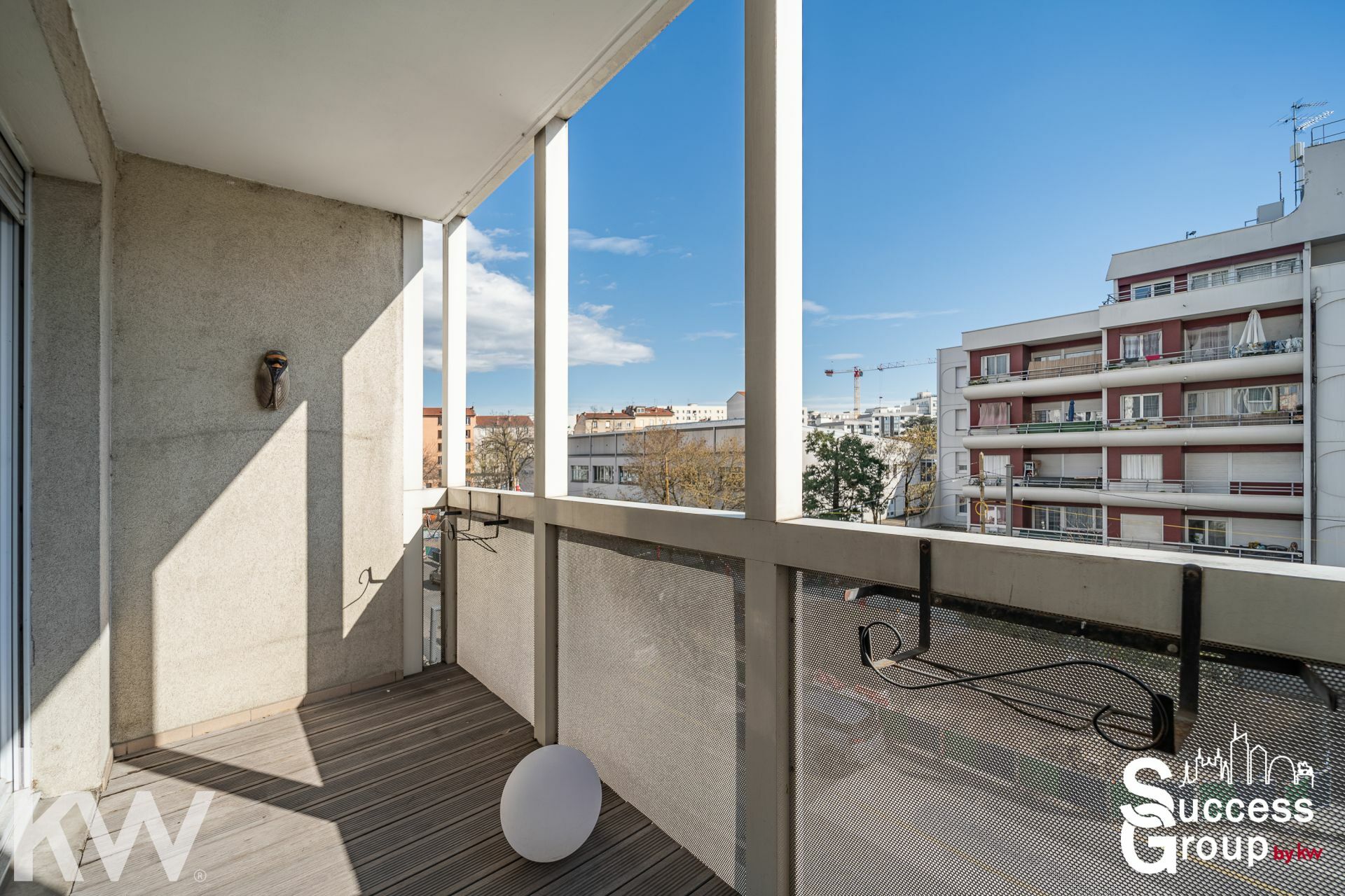 VILLEURBANNE – Appartement T4 /T5 de 106 m² avec balcon et garage