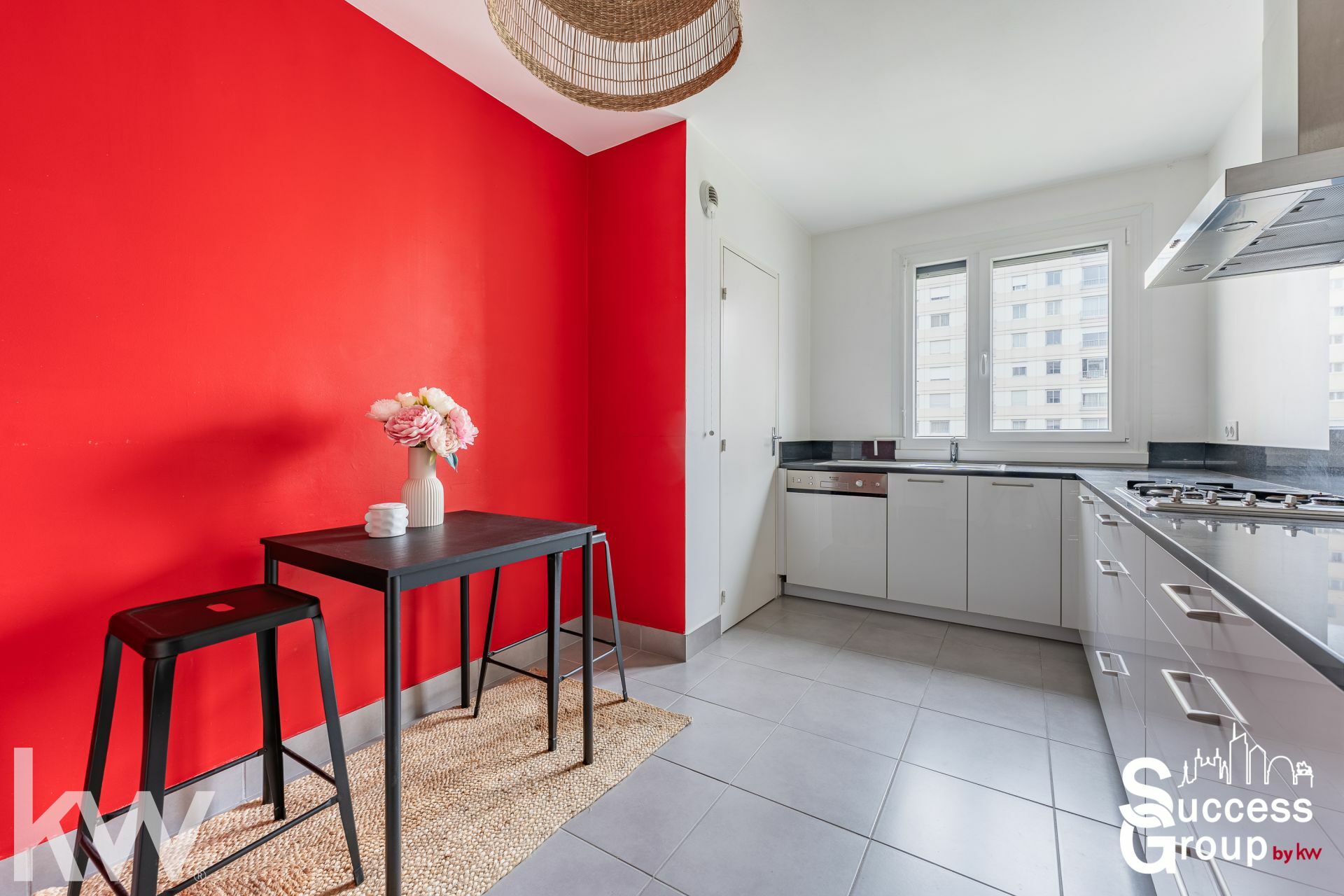 LYON 07 : Appartement T4 de 89 m² lumineux avec cave et garage