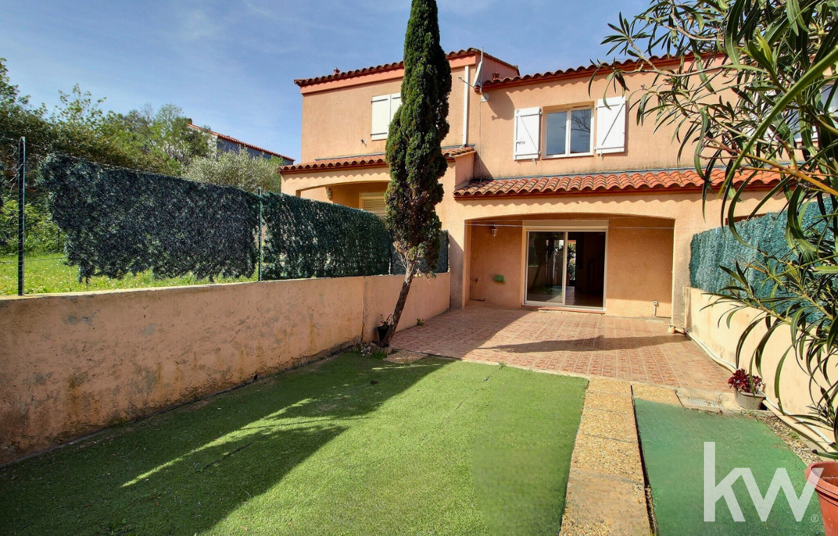 Villa T4 de 82 m² dans résidence privée avec jardin et garage 