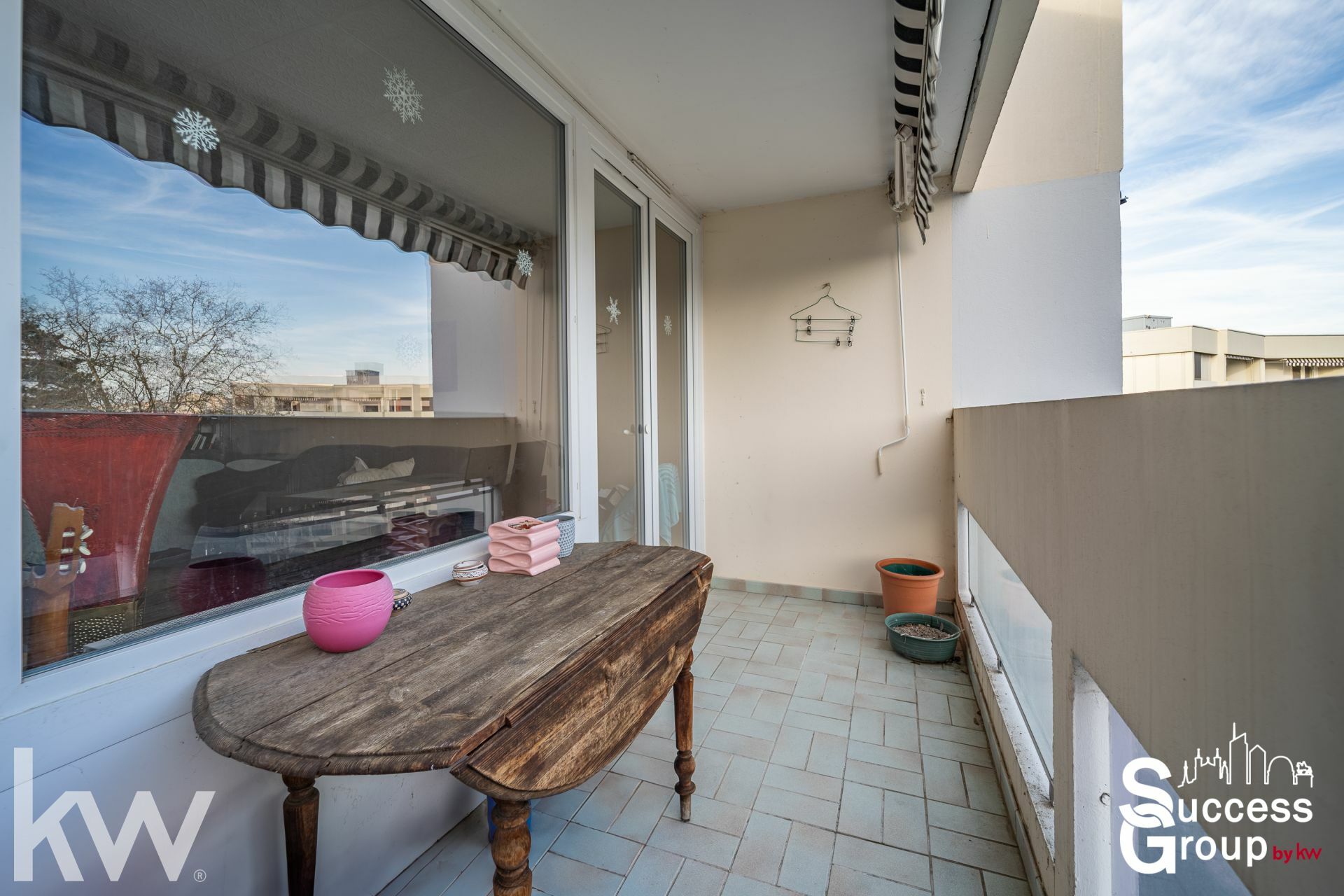 OULLINS – appartement T2 de 45 m² au dernier étage avec balcon et cave