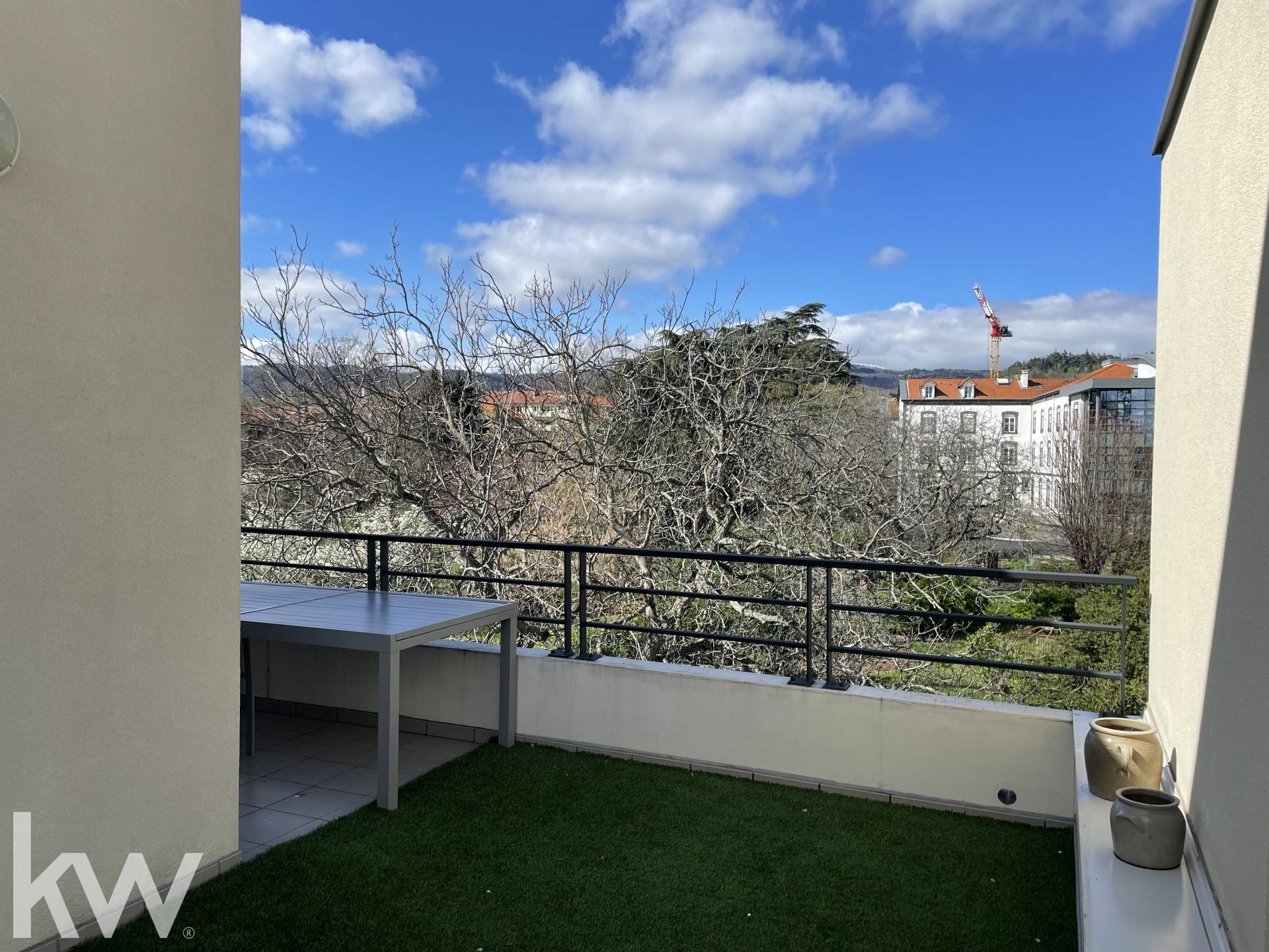 CLERMONT-FERRAND – Appartement T4 de 78 m² lumineux avec terrasse, garage