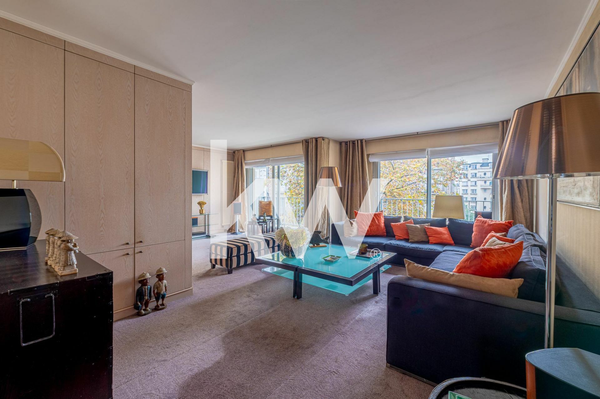 À vendre splendide appartement de 3 chambres avec extérieurs à Paris 16 (6/11)