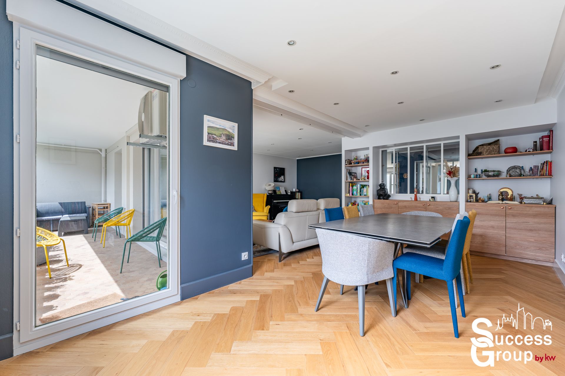 Villeurbanne – Appartement T6 de 132 m² avec extérieurs et garage