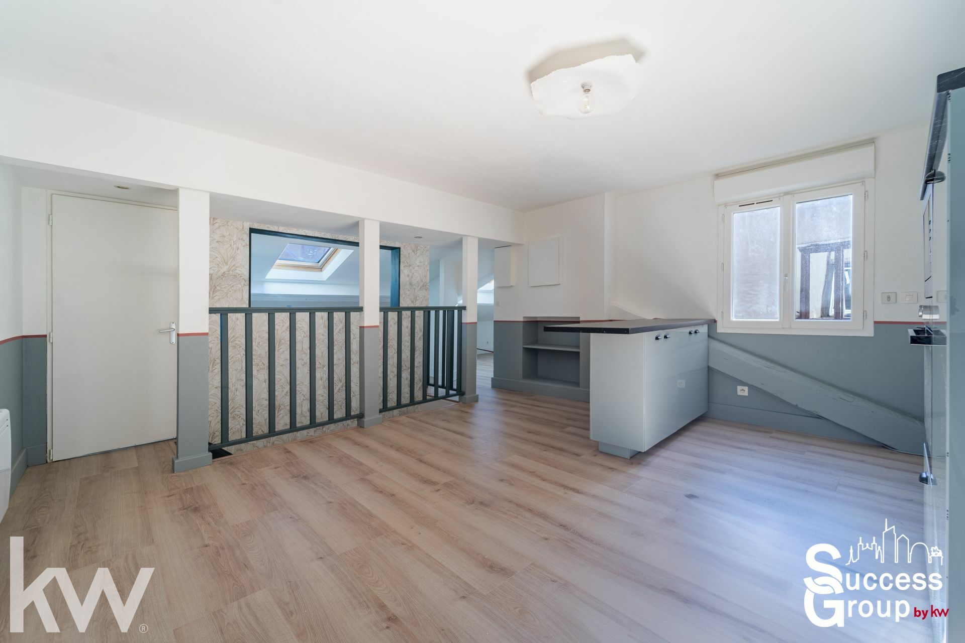 Lyon 2 AINAY  – T2 bis de 46m² au dernier étage