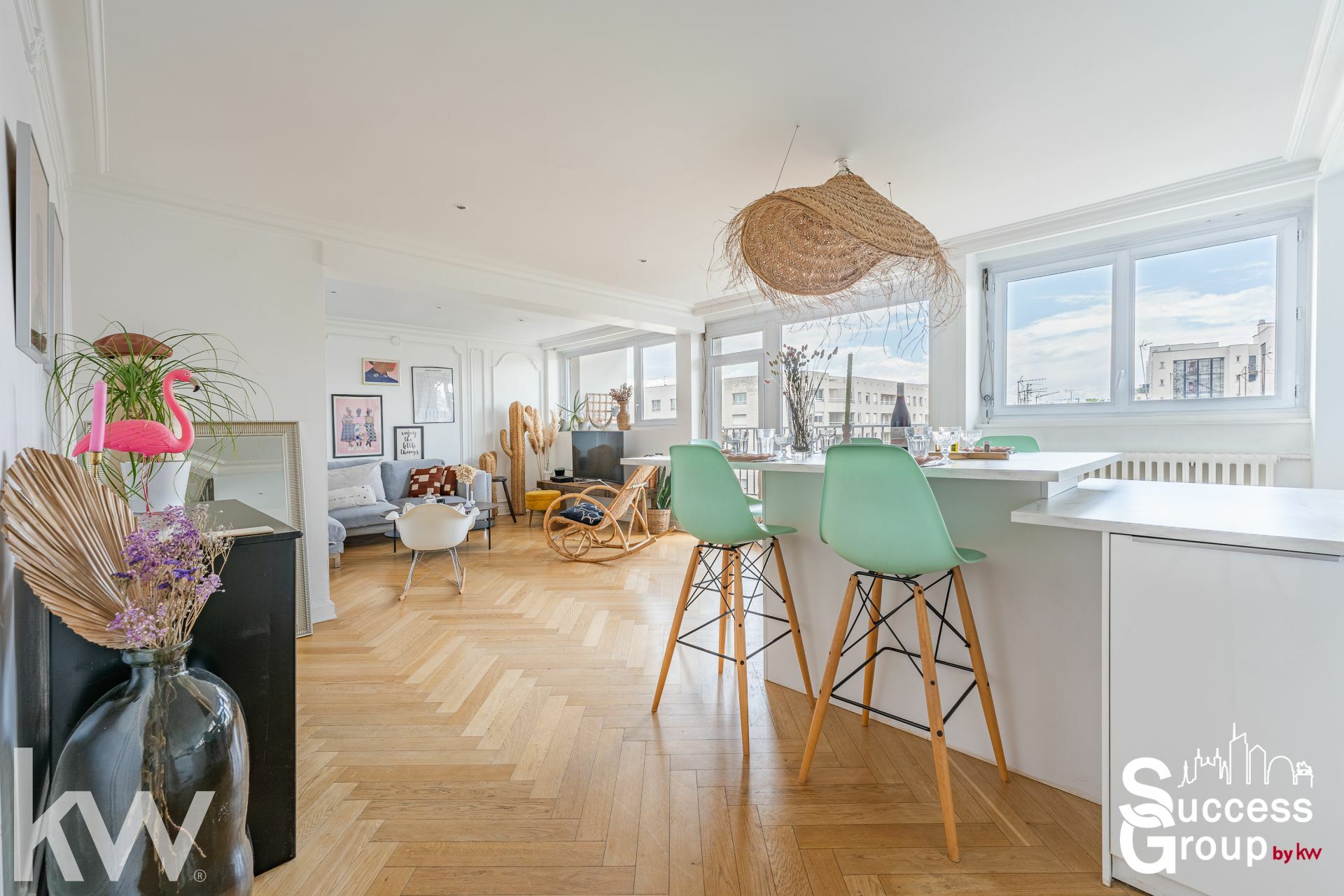 VILLEURBANNE – Appartement T4 de 89 m² avec balcon, cave et garages