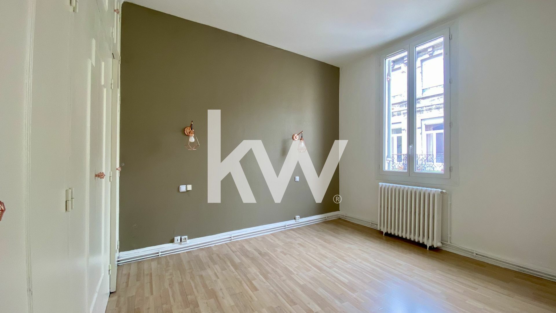 VENTE d'un appartement de 2 pièces (48 m²) à BORDEAUX (3/6)