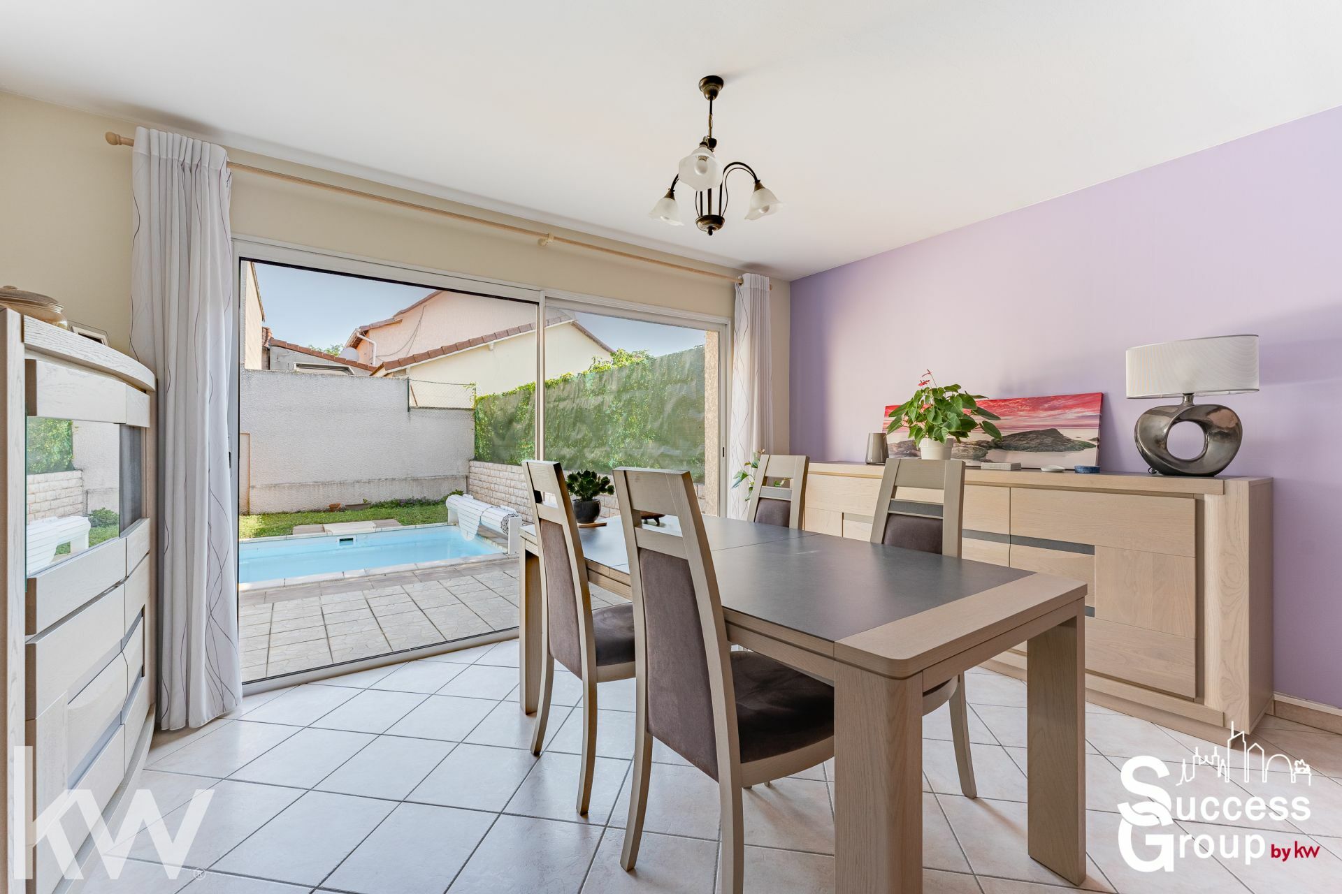 Maison T4 de 128 m² avec jardin et piscine et garage