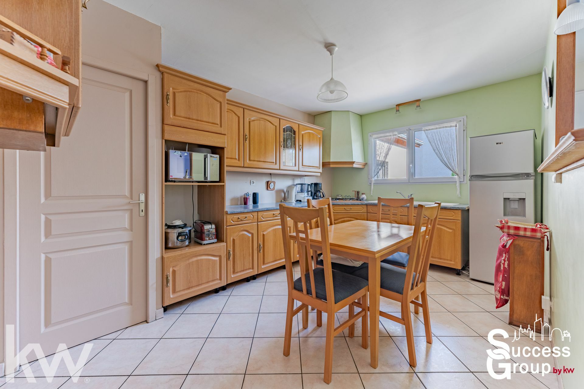 Maison T4 de 128 m² avec jardin et piscine et garage