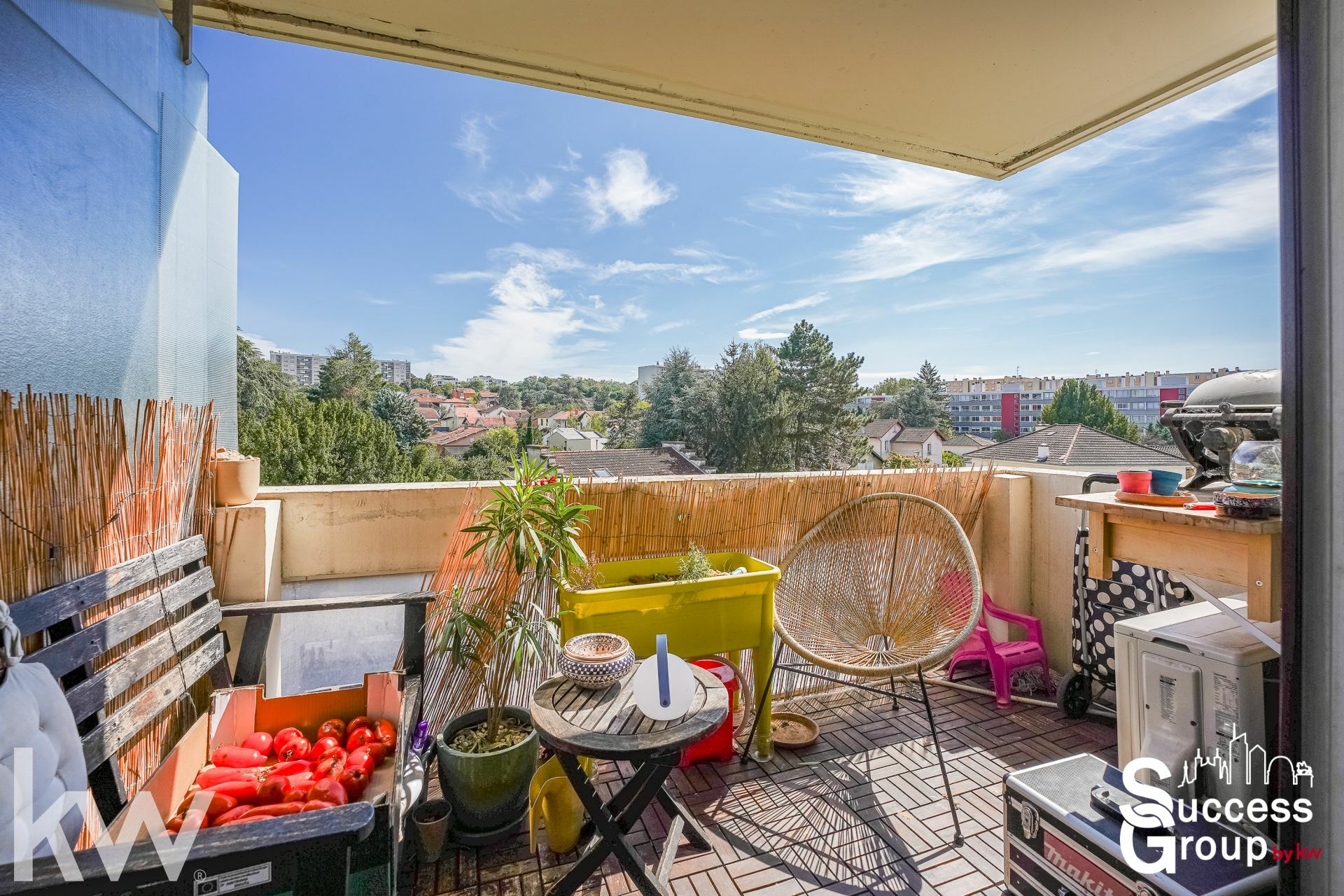 LYON 05 – appartement T4 de 94 m² avec balcon, cave et stationnement