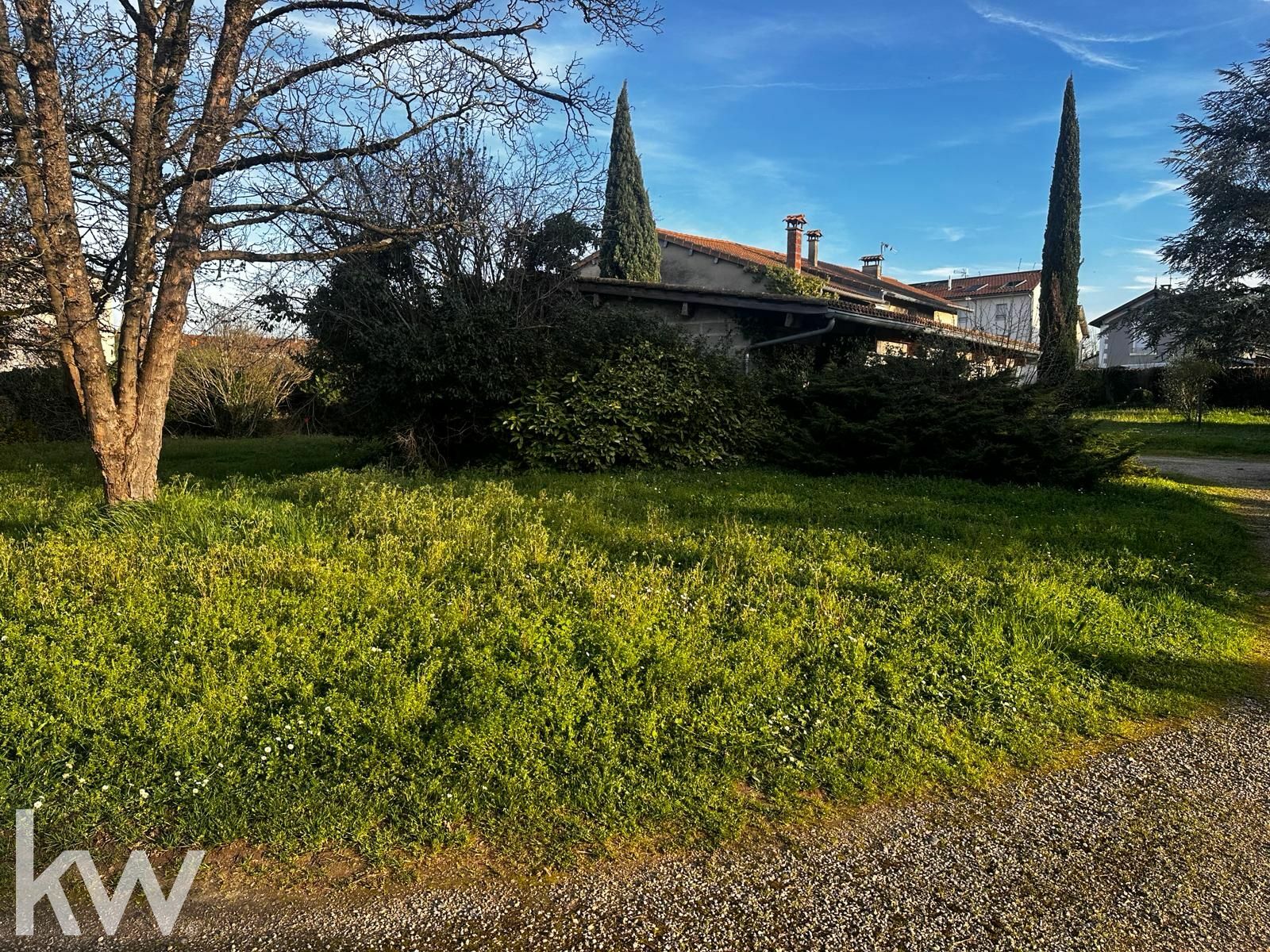 GENAS – Terrain de 568m²