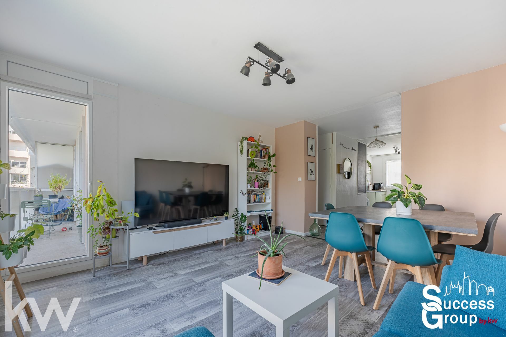 LYON 03 – appartement T4 de 83 m² rénové avec balcon et cave