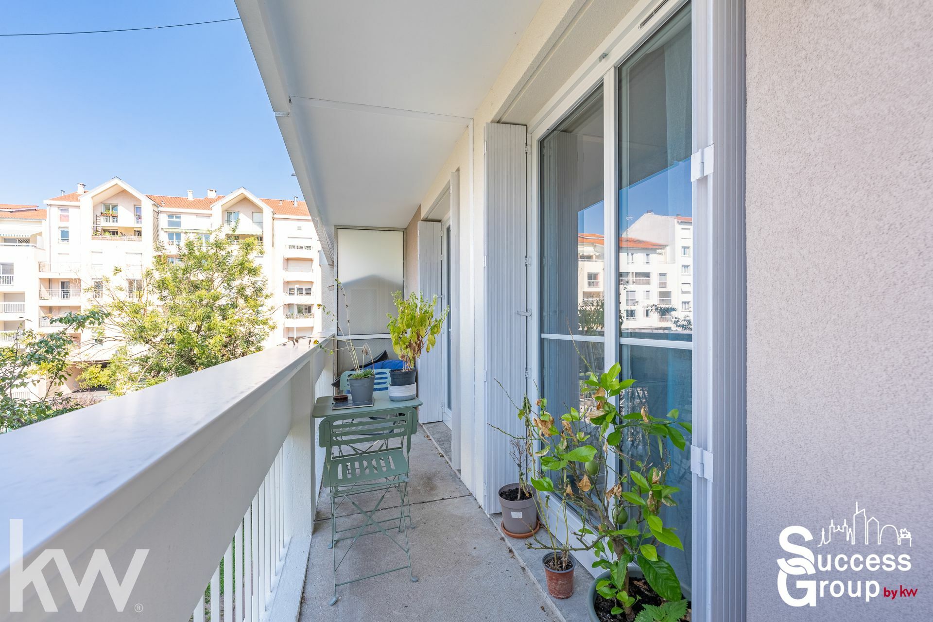 LYON 03 – appartement T4 de 83 m² rénové avec balcon et cave