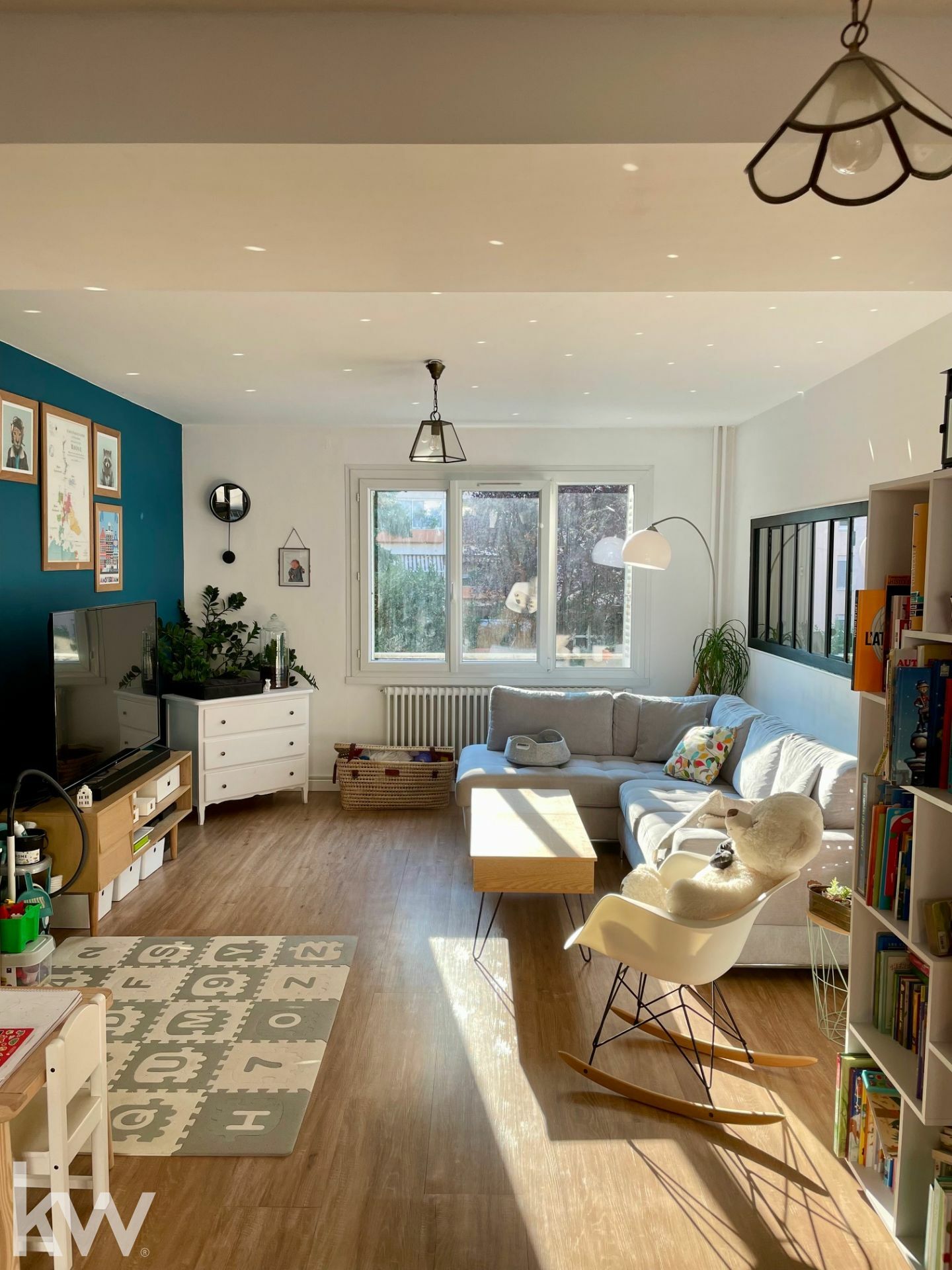 VILLEURBANNE – appartement T3 refait à neuf de 70 m² avec balcon, garage