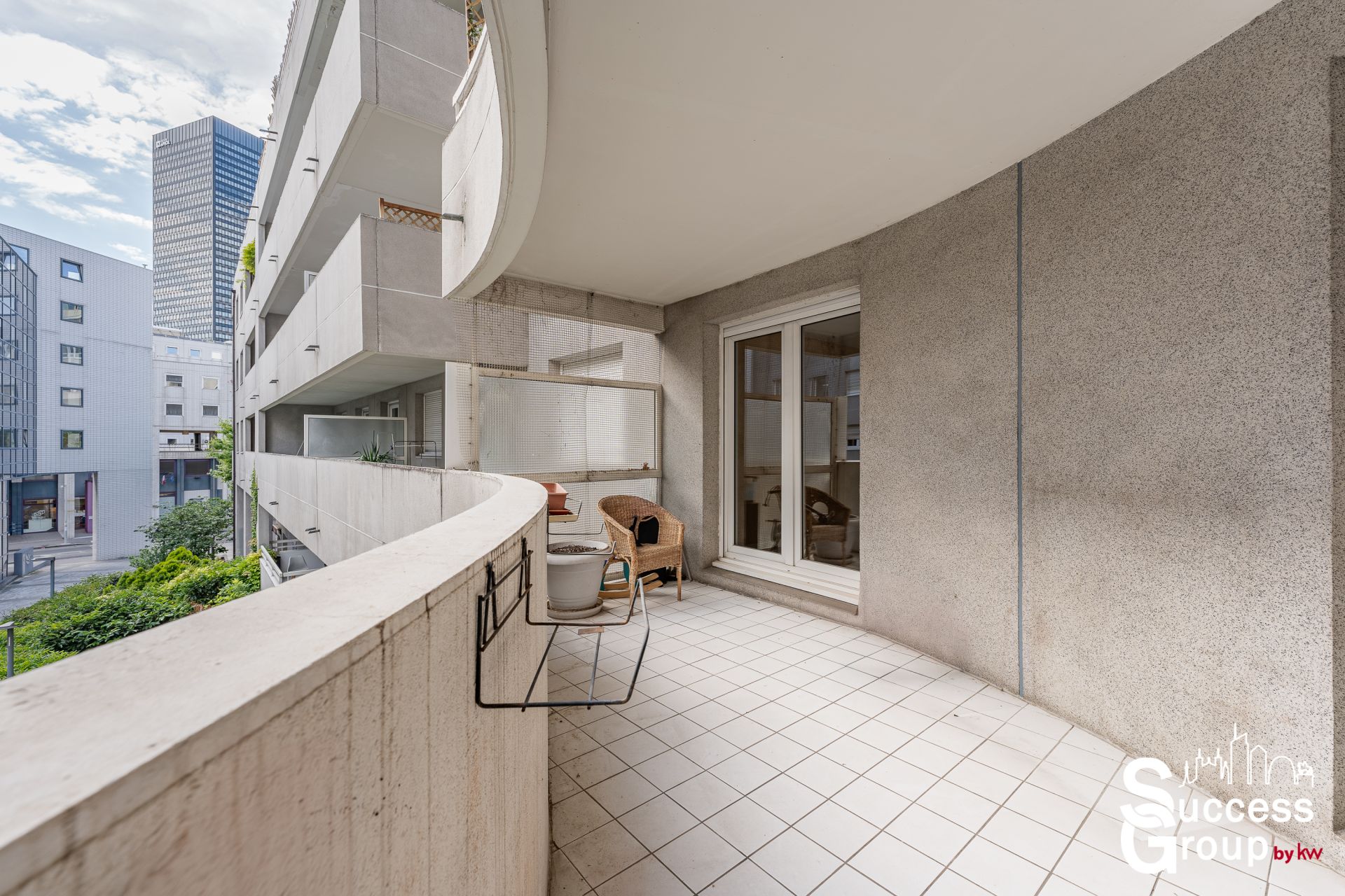 Lyon 3 – Appartement T4 bis de 111 m² avec terrasse, cave et garage