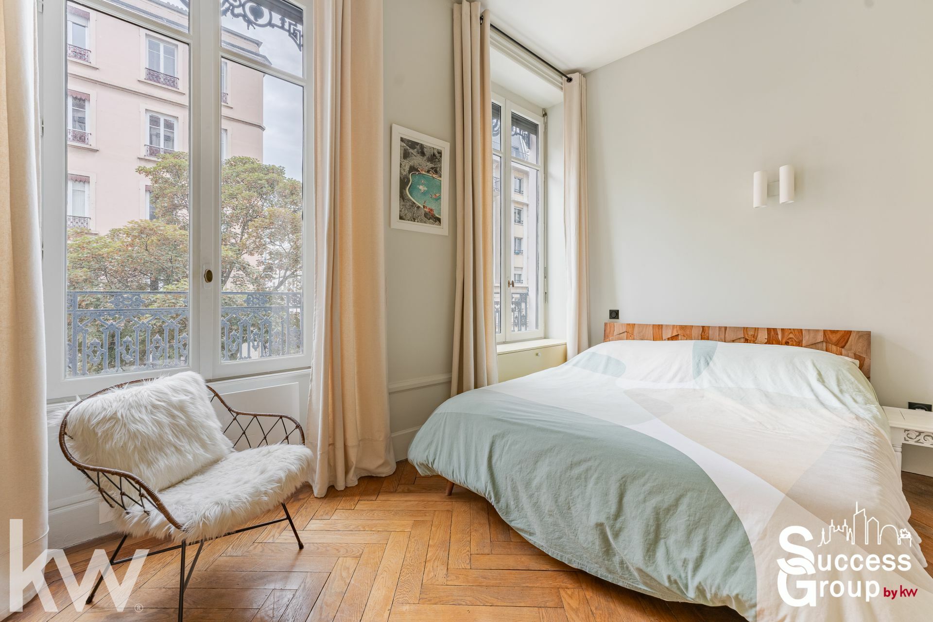 LYON 07 – appartement T3 de 78 m² rénové, très lumineux et avec une cave