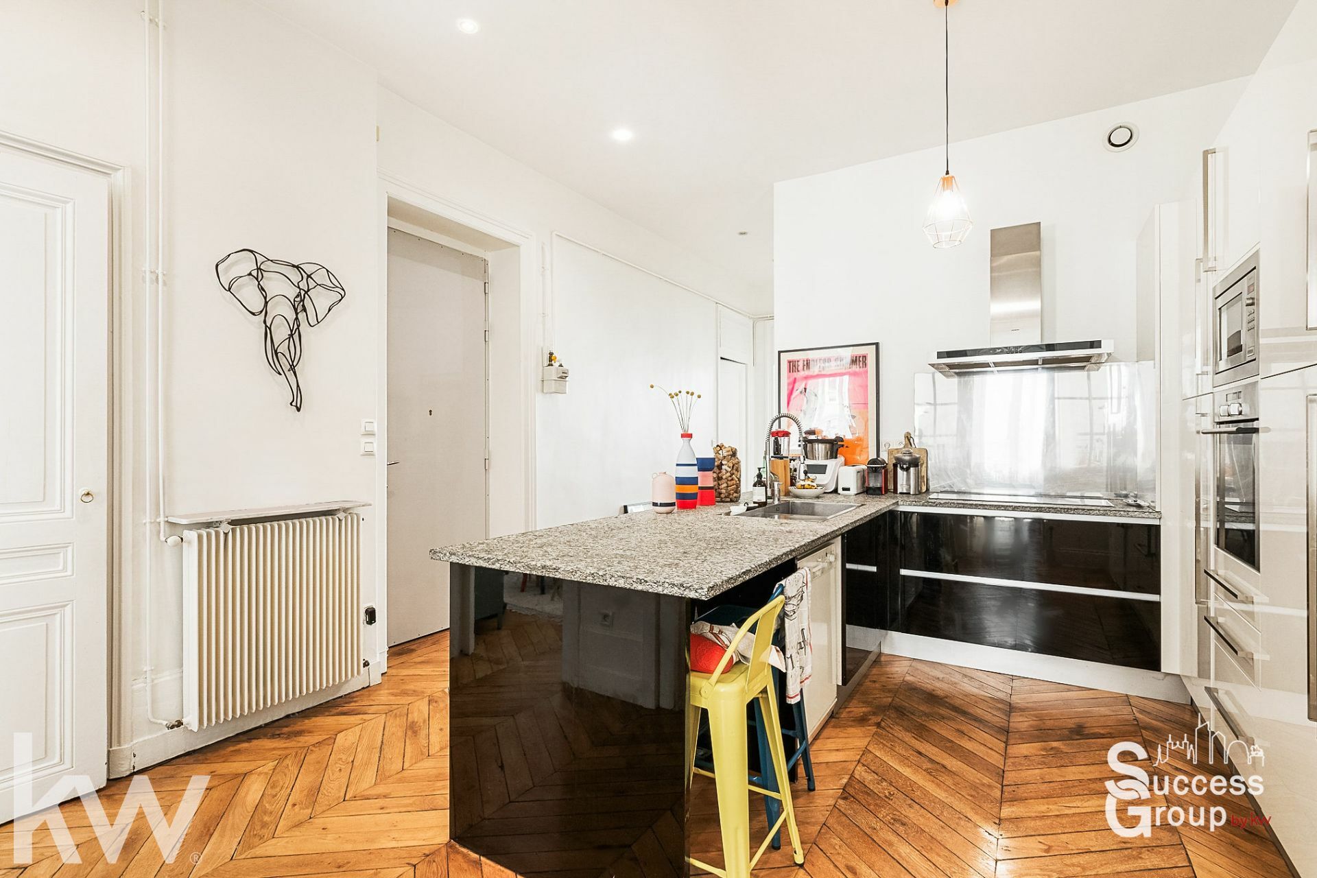 LYON 1 – appartement grand T3 de 91m² en excellent état et traversant
