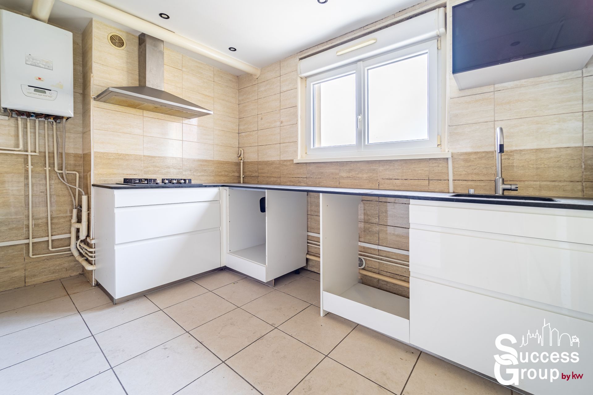 LYON 8 – Appartement T4 de 79 m² avec balcon et cave