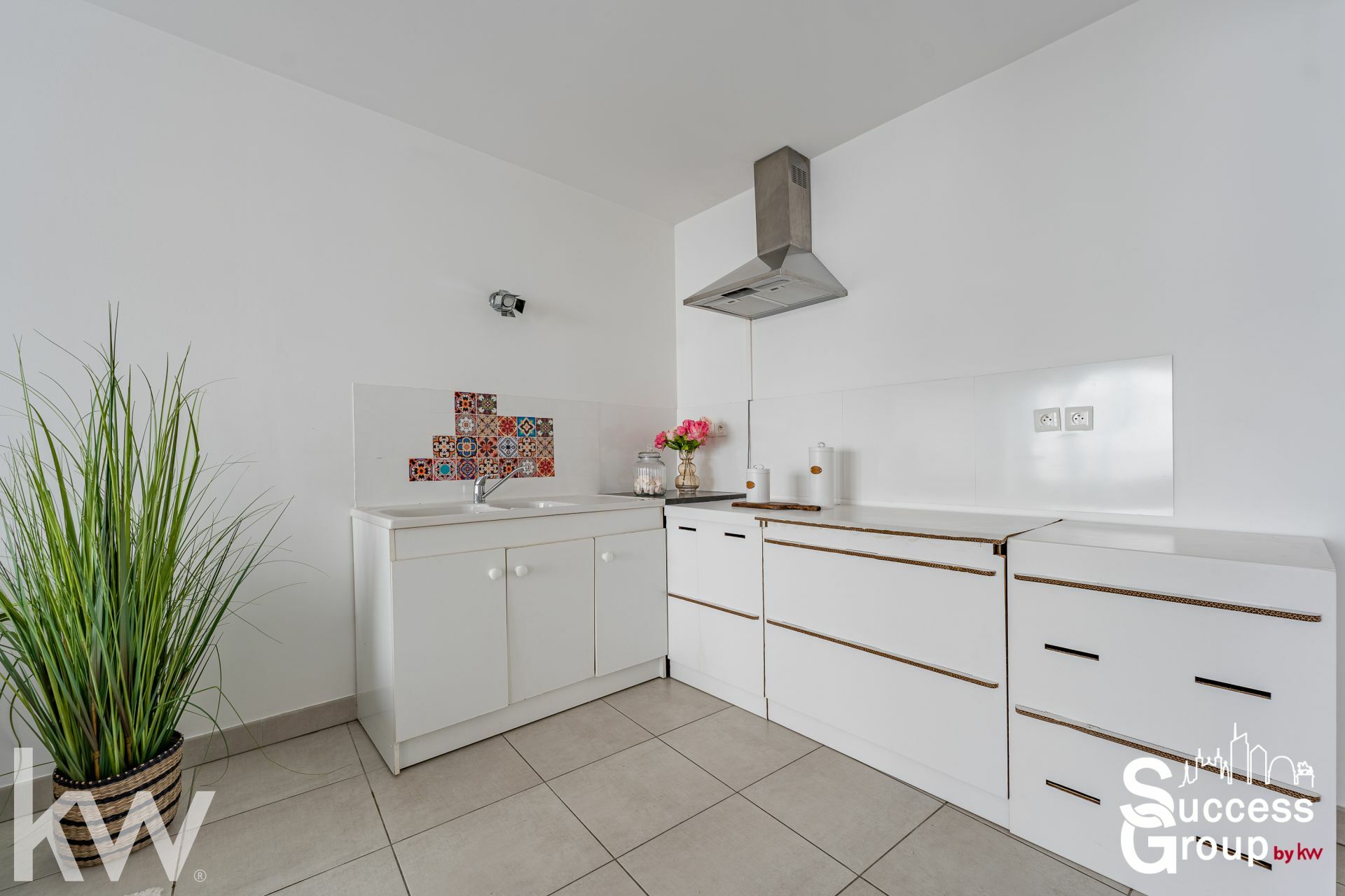 LYON 7 – Appartement T2 bis de 60m² très lumineux avec loggia et garage