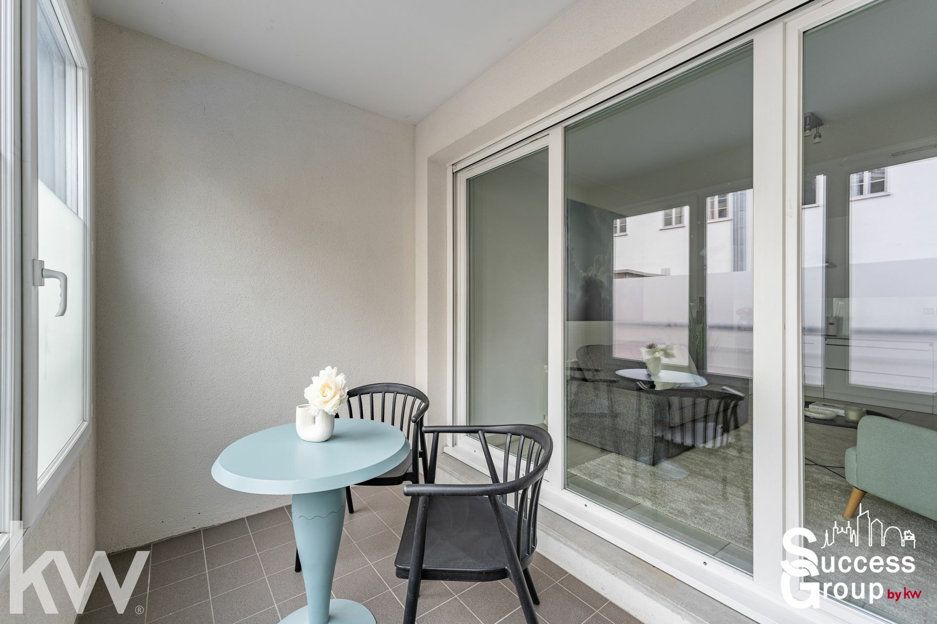 LYON 7 – Appartement T2 bis de 60m² très lumineux avec loggia et garage