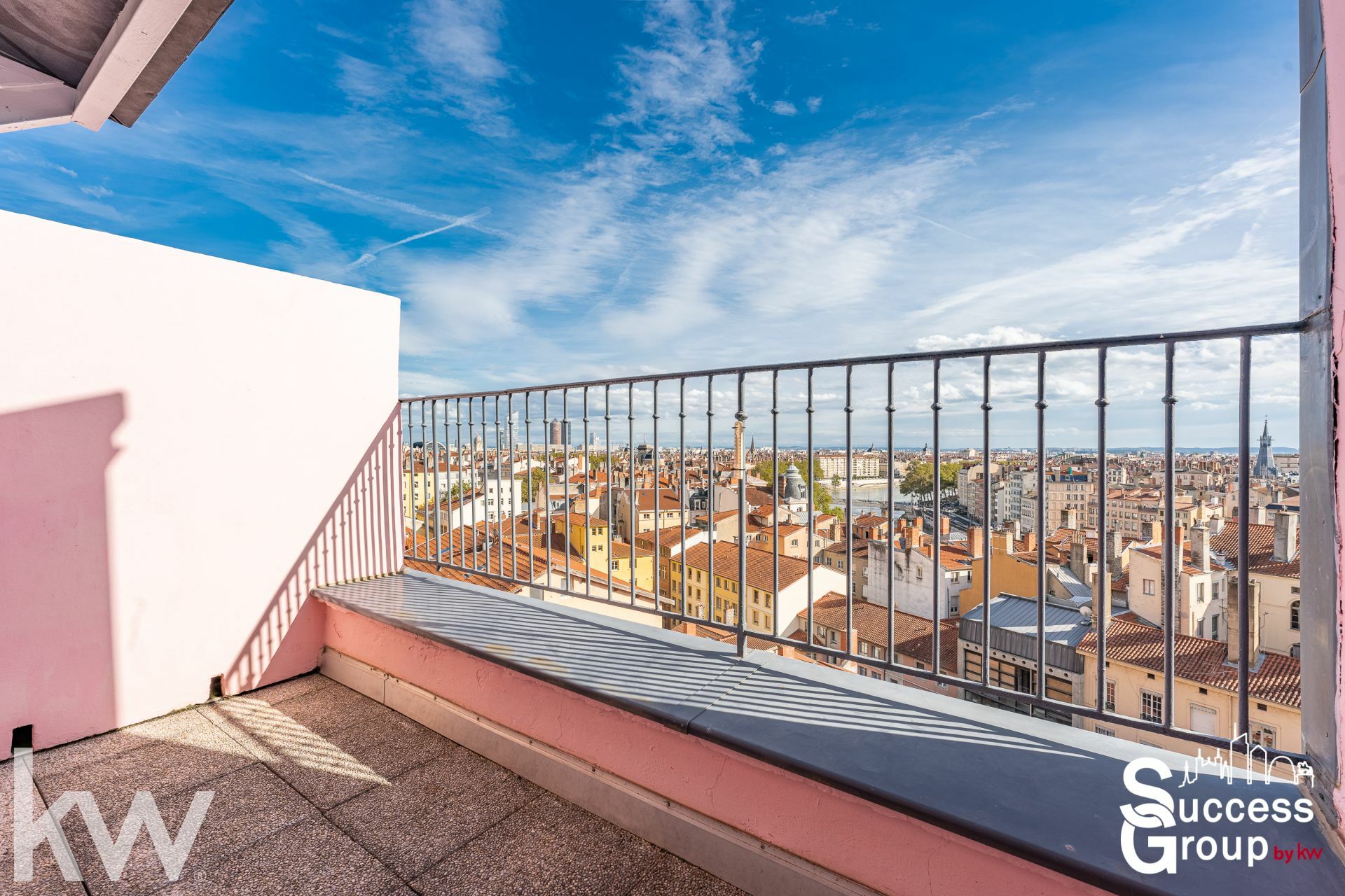 LYON 01 : appartement T1 bis avec balcon et une vue magnifique sur Lyon