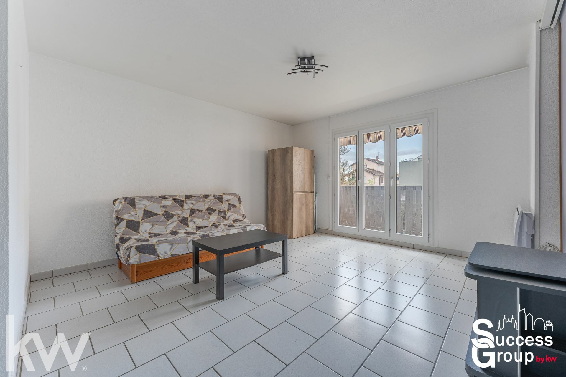 VILLEURBANNE – appartement T4 de 90 m² avec balcon et stationnement