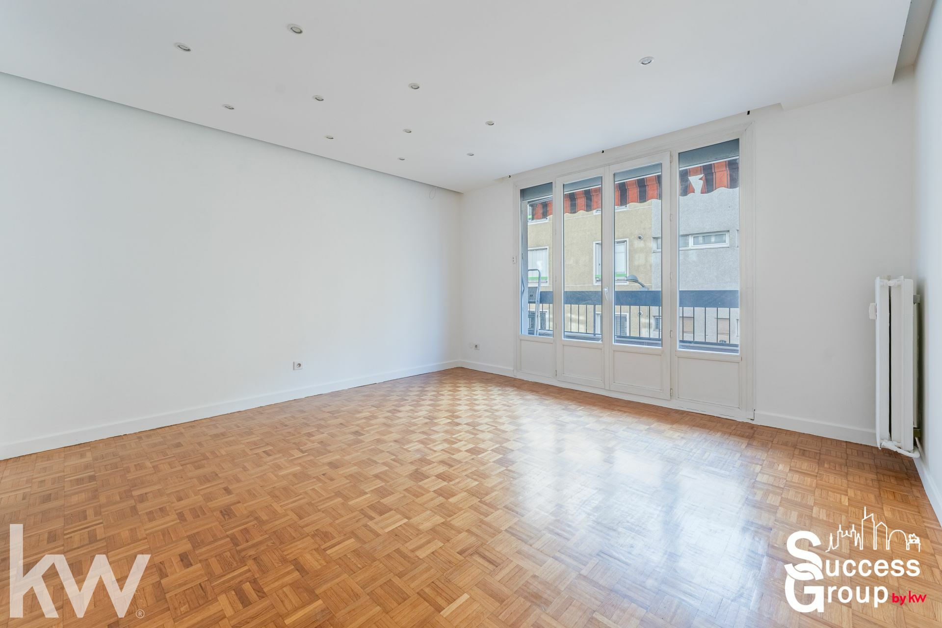 VILLEURBANNE – appartement T3 de 62 m² avec balcon, stationnement et cave