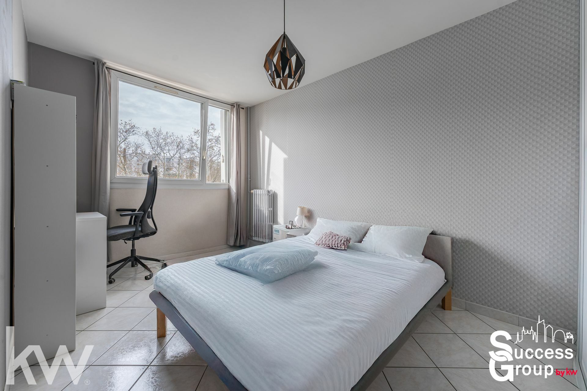 LYON 08 – Appartement T4 lumineux de 68 m² en bon état