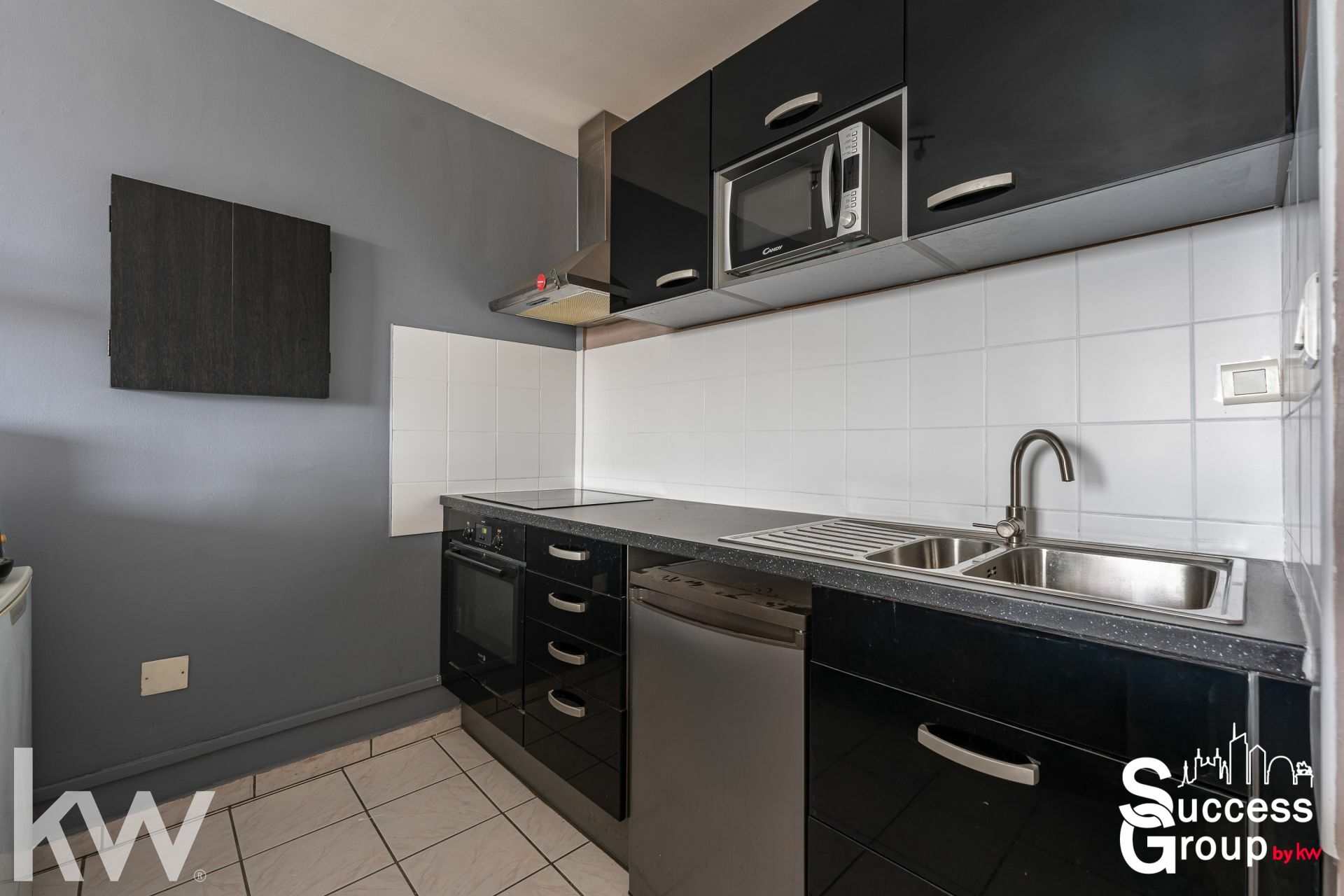 LYON 07 – Appartement 2 pièces de 45 m² en étage élevé avec une cave