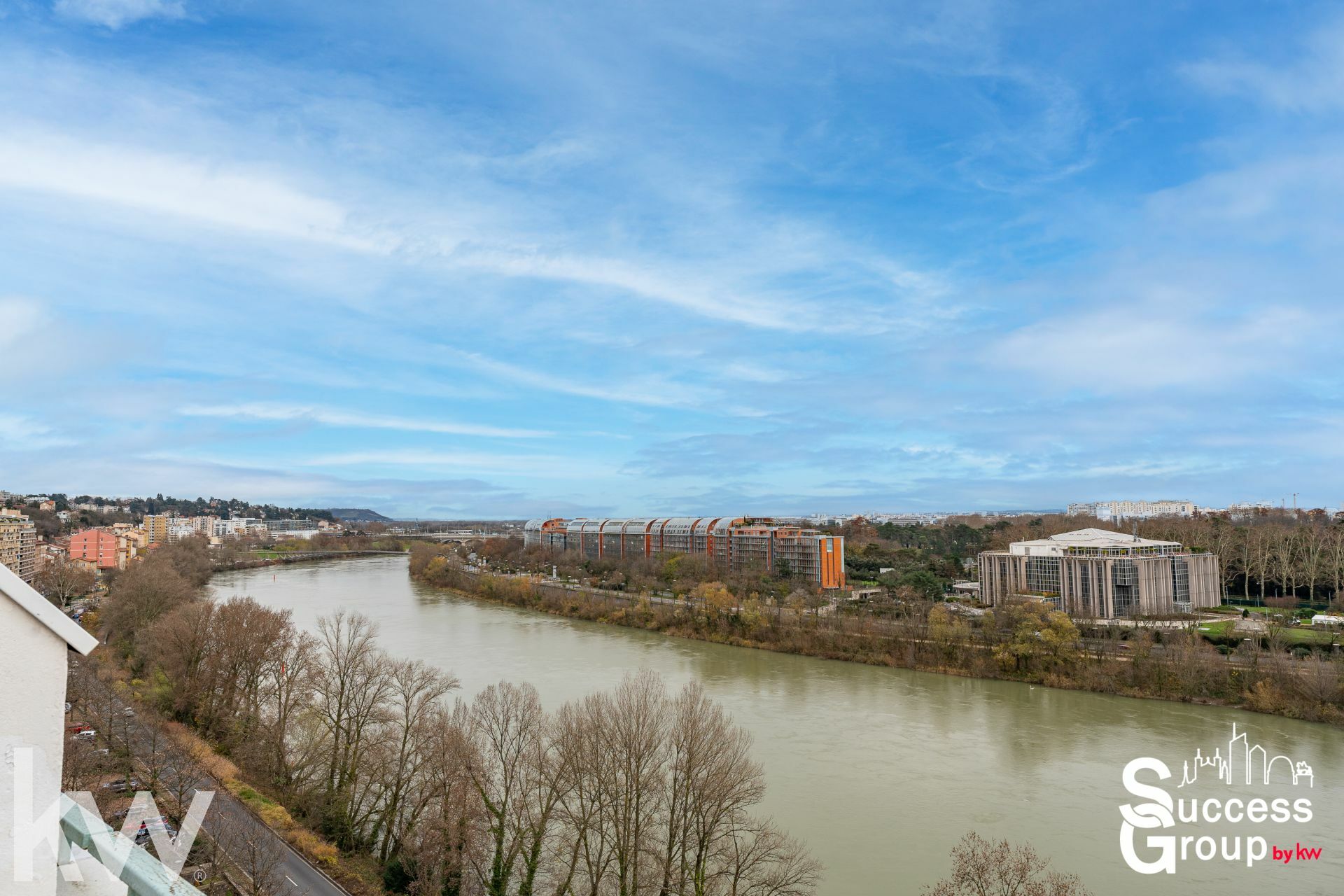 CALUIRE ET CUIRE – Appartement 90m2 avec terrasse de 24m2