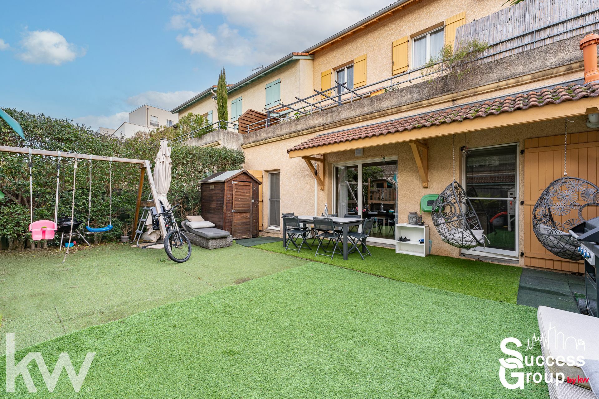 LYON 08 – Appartement 4 pièces de 83 m² avec jardin et garage