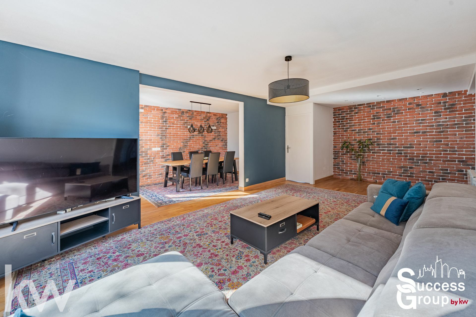 LYON 09 – appartement T5 de 109 m² rénové avec balcon et stationnement