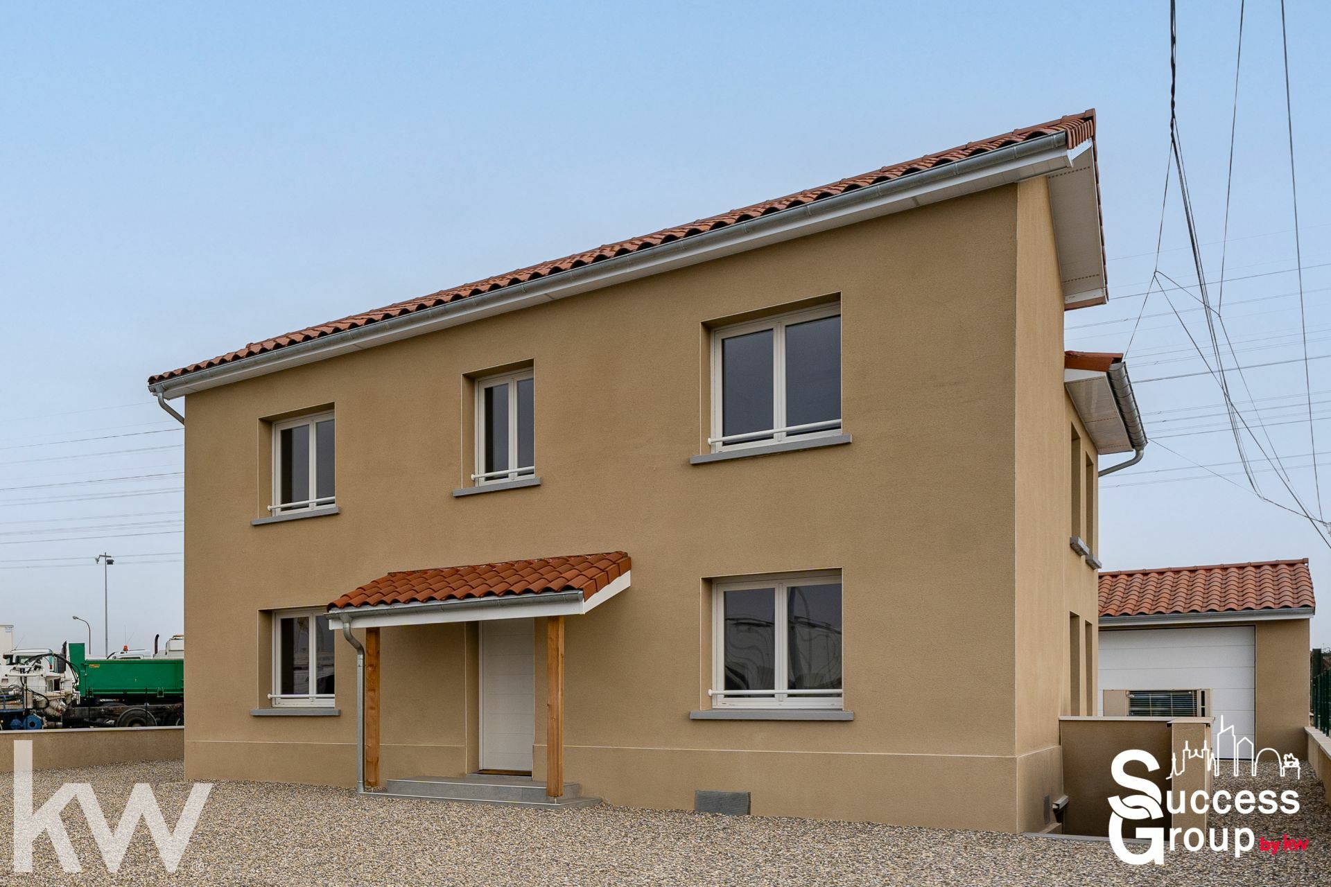 SAINT PRIEST – Maison 7 pièces de 170 m² avec terrain de 1324 m²