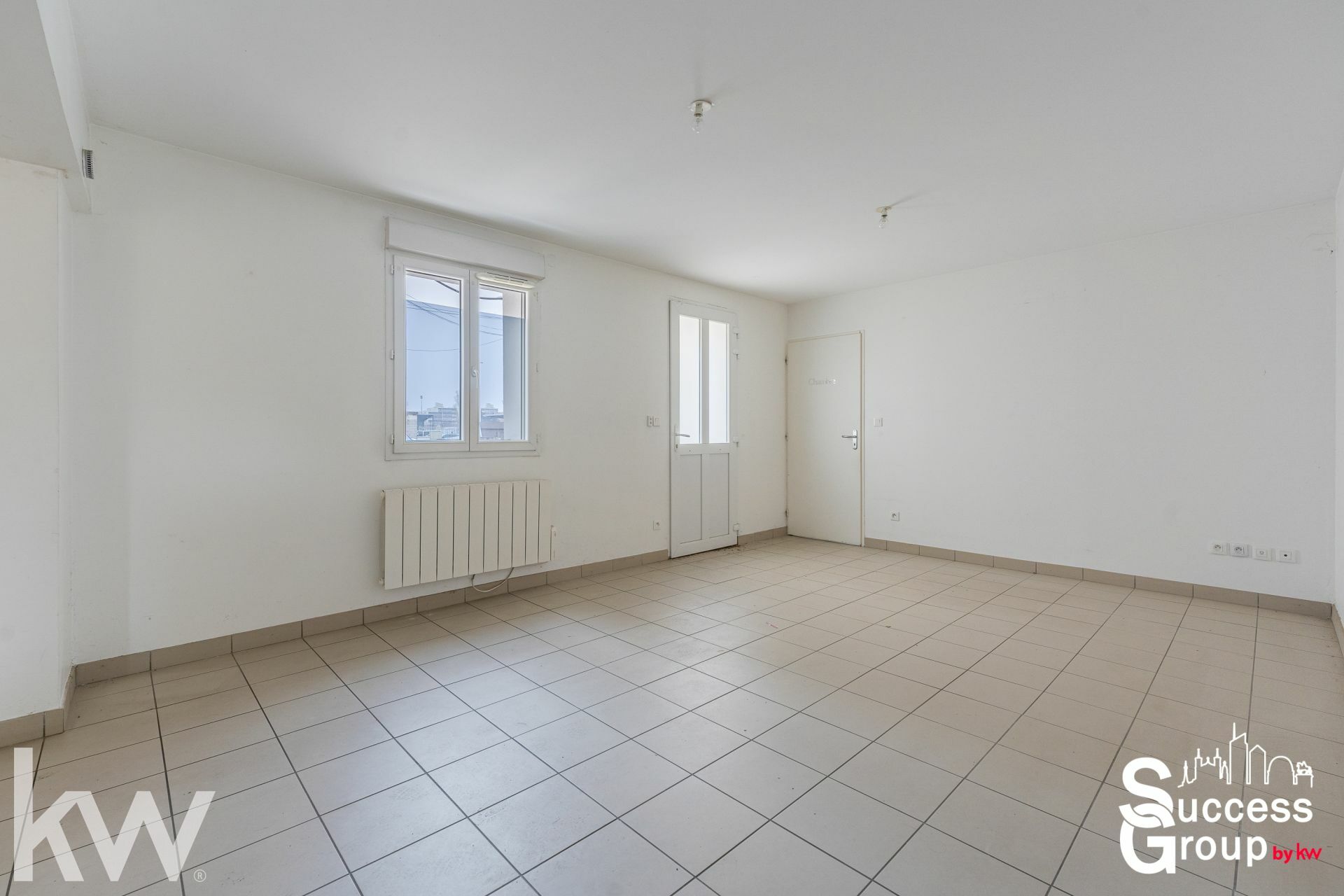 LYON 08 – Appartement T3 de 71 m² avec une terrasse et une cave