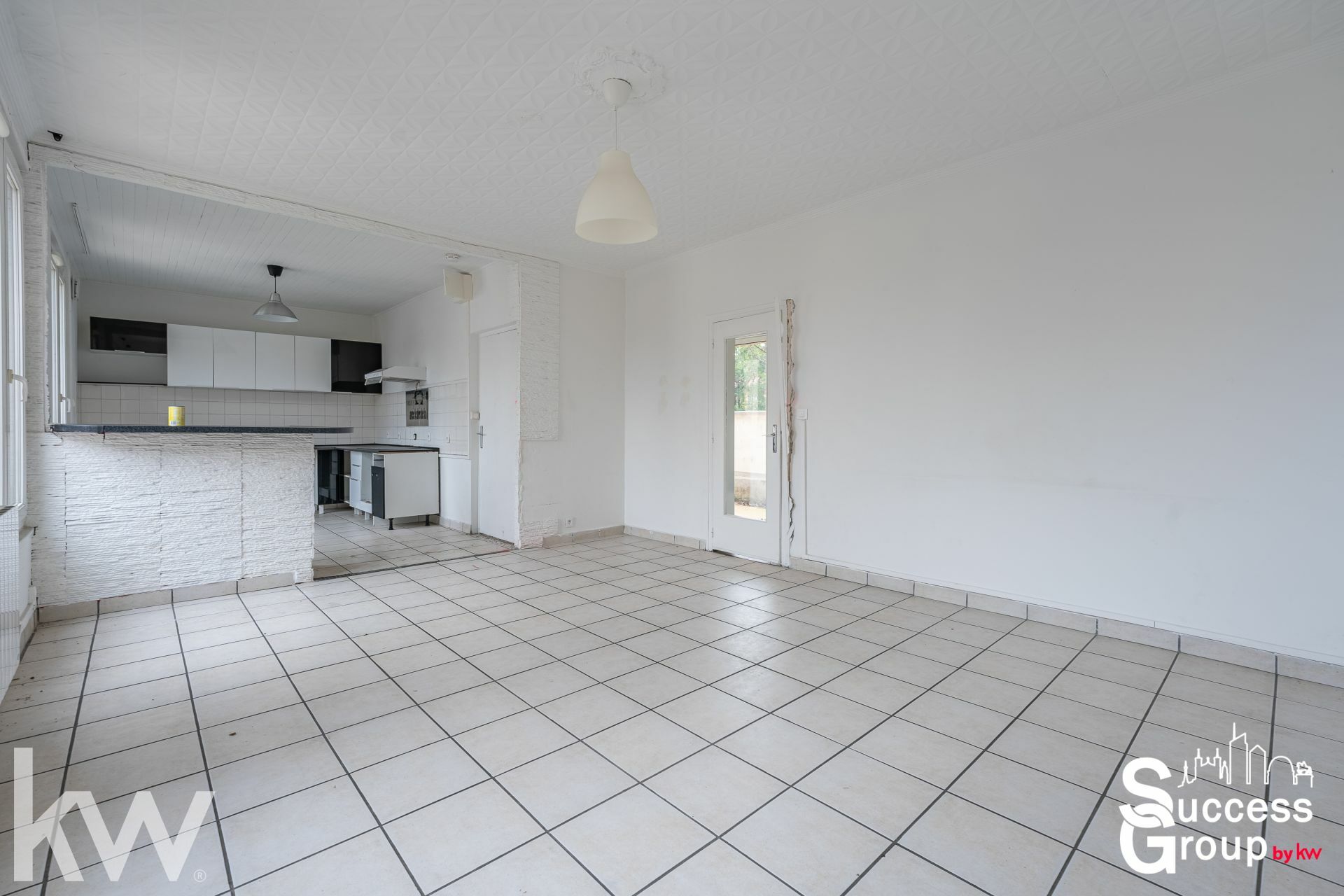 LYON 08 – appartement T4 de 94 m² avec une grande terrasse